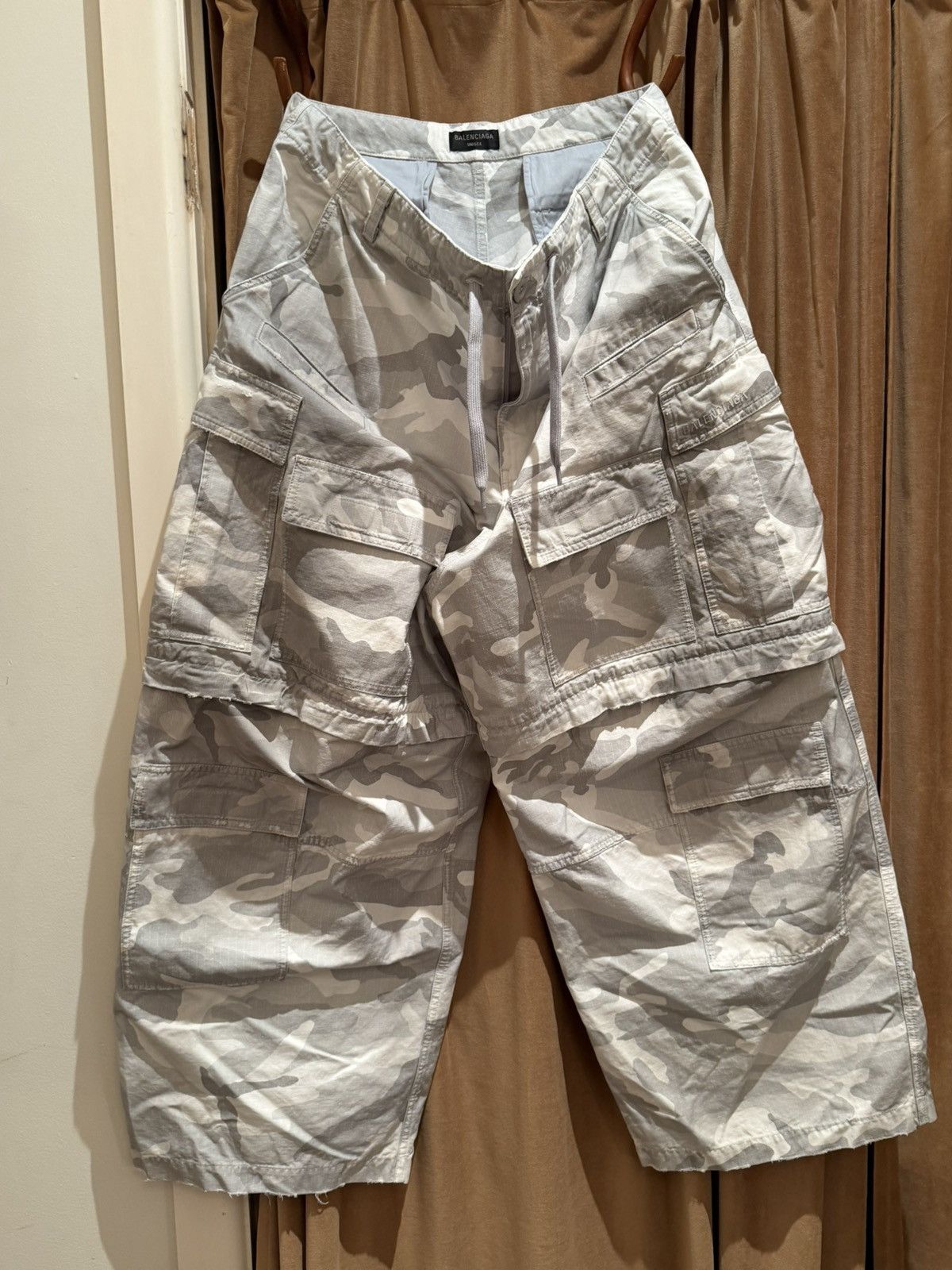 Balenciaga Balenciaga SS24 Loose Fit Camo Cargo Pants with Drawstring Size US 31 - 6 Thumbnail