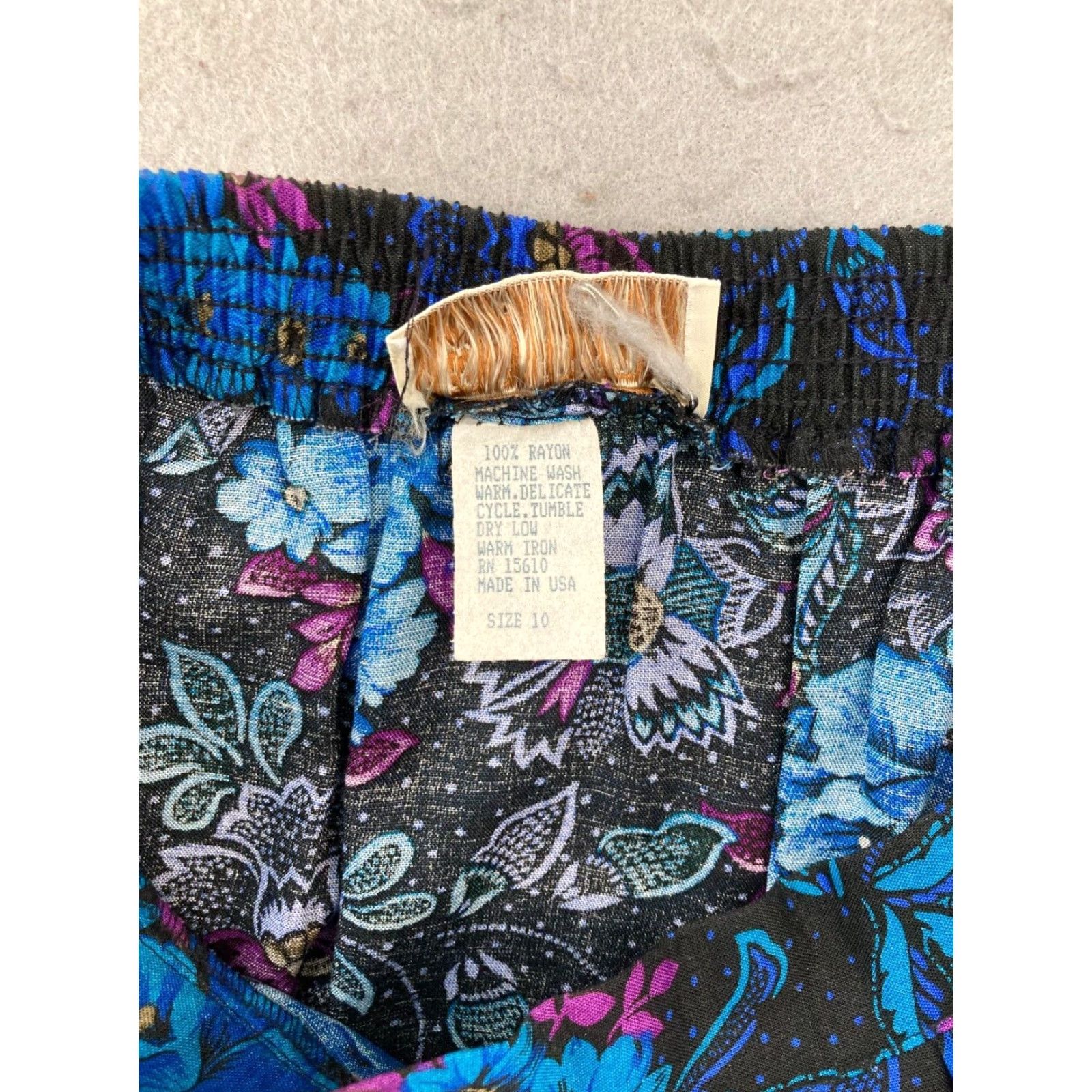 Vintage VINTAGE Designers Sport Skirt Maxi Black Floral 10 Boho Pleated Women's Long Summer Spring Fall 90s Grunge Bohemian Size 32" / US 10 / IT 46 - 7 Thumbnail