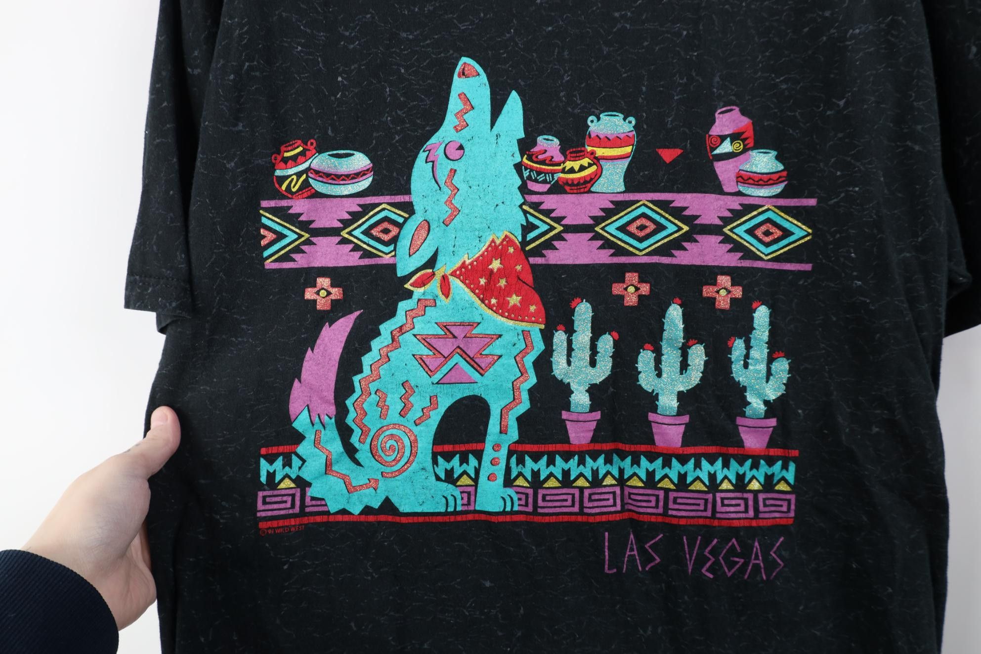 Vintage Vintage 90s Streetwear Southwestern Wolf Las Vegas T-Shirt Size L / US 10 / IT 46 - 6 Thumbnail