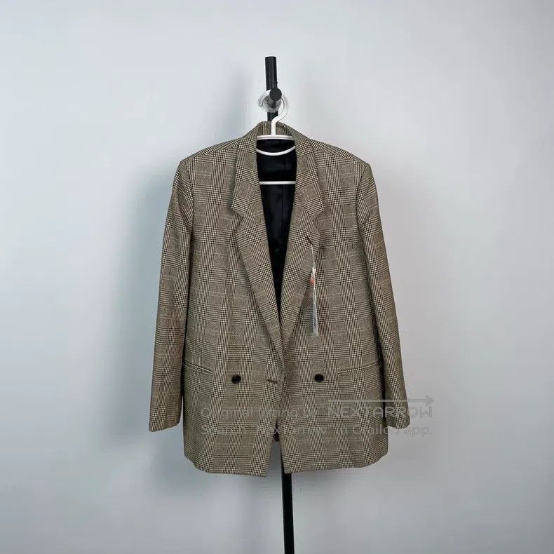 Louis Vuitton Louis Vuitton Double-breasted wool blazer Size XXS / US 00 / IT 34 - 1 Thumbnail