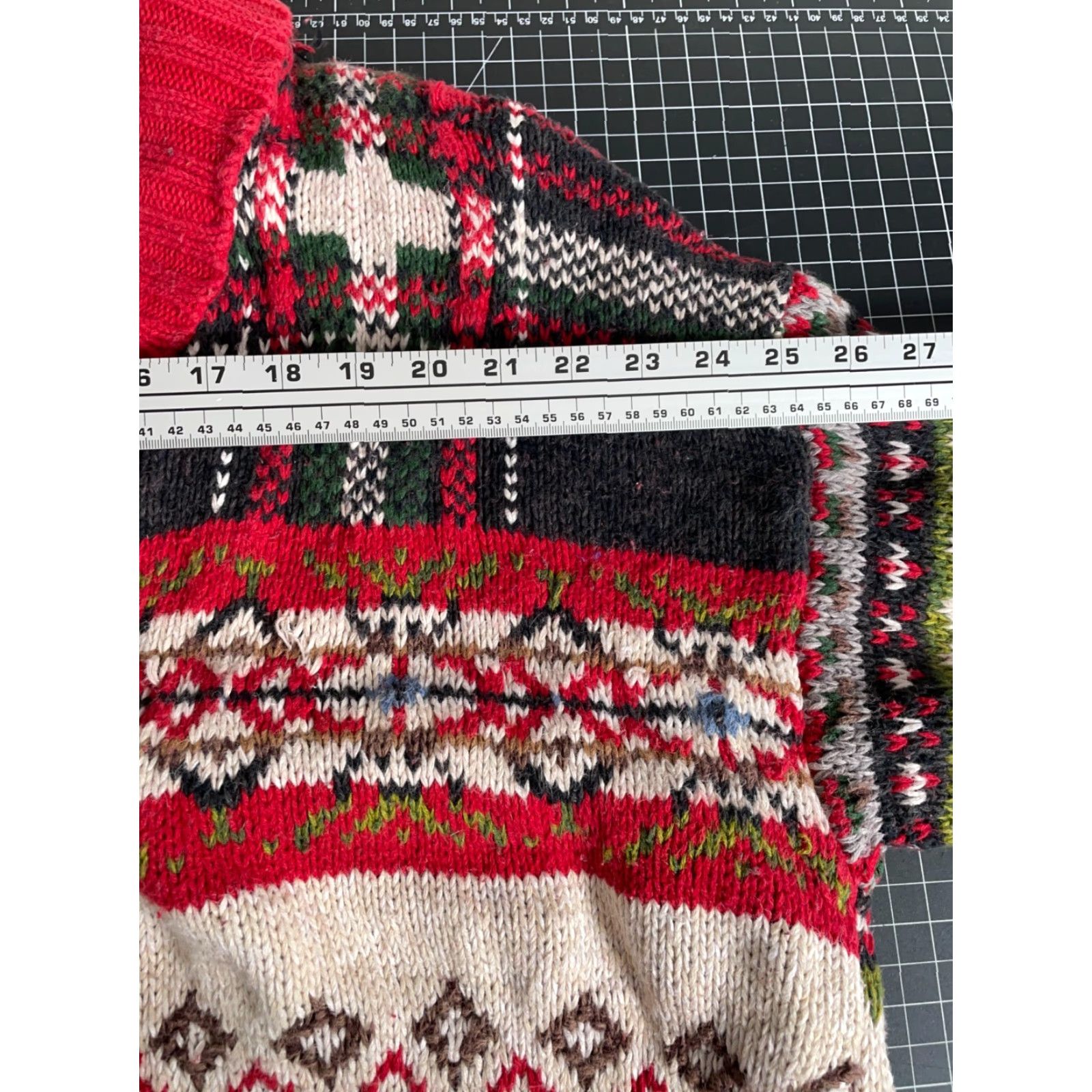Vintage Winter Patchwork Cardigan Women's 22 / 24 Red Knit Ski Snowflake Christmas Women's Size 3XL / US 20-22 - 7 Thumbnail