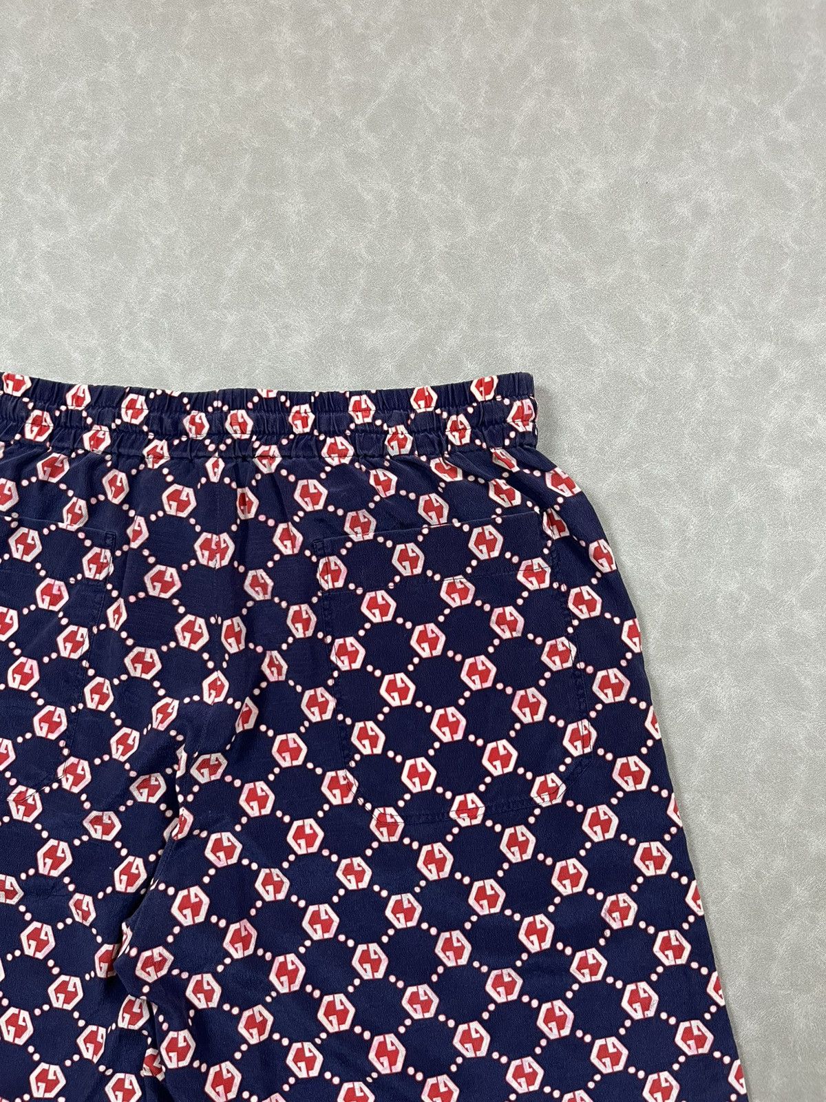Gucci Gucci monogram nylon short pants Size US 31 - 20 Thumbnail