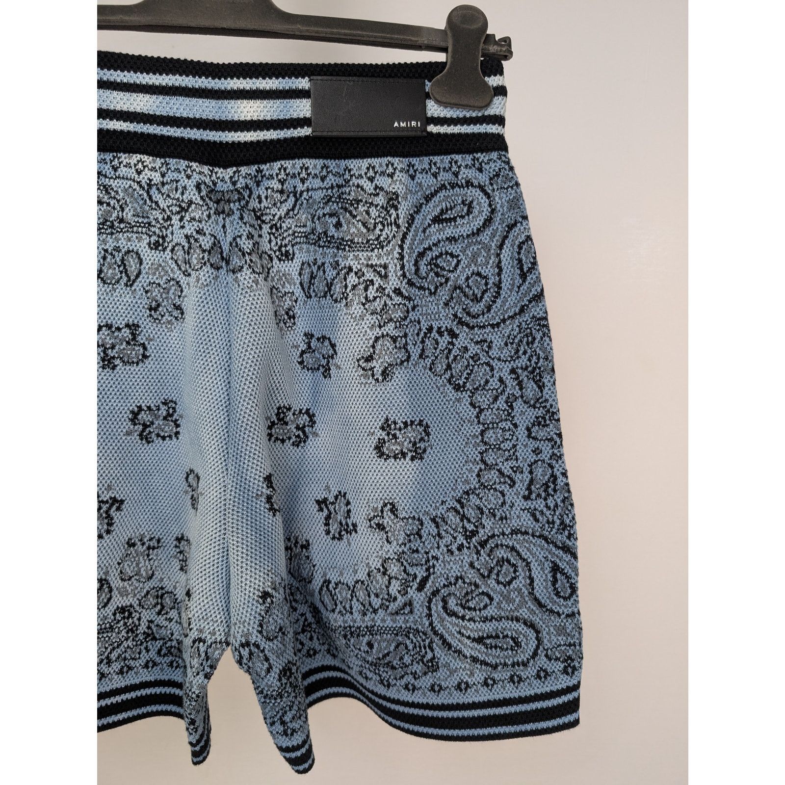 Amiri o1rshd1 Bandana Basketball Short in Blue Size US 36 / EU 52 - 14 Thumbnail