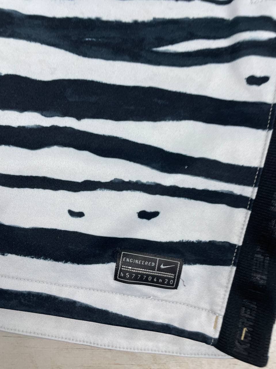 Nike Nike South Korea 2020 2021 Zebra Away Shirt Soccer Jersey Size US S / EU 44-46 / 1 - 4 Thumbnail