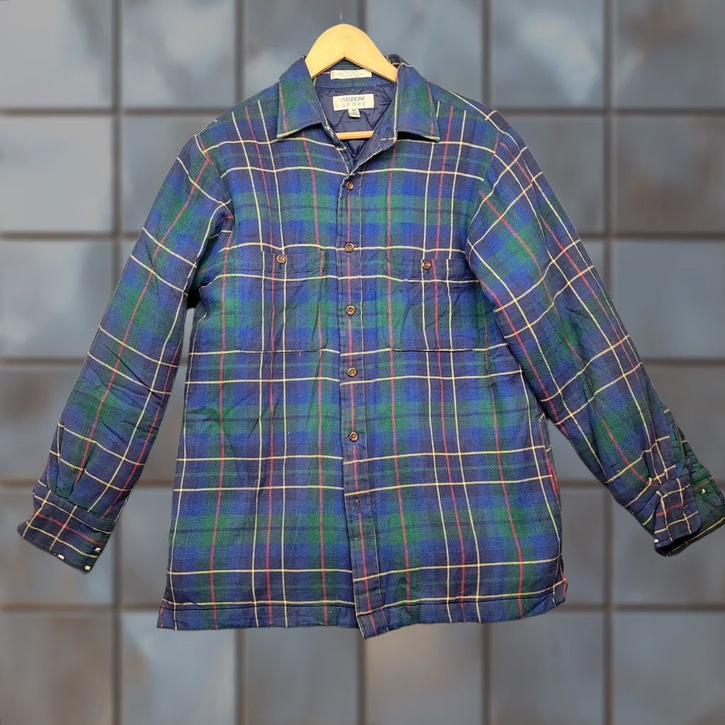 Arrow VINTAGE Arrow Sport Shacket Shirt Jacket Men Medium Blue Plaid Quilt Lined Jacket Mens M Blue Plaid Sports Shacket Button Closure Size US M / EU 48-50 / 2 - 1 Thumbnail