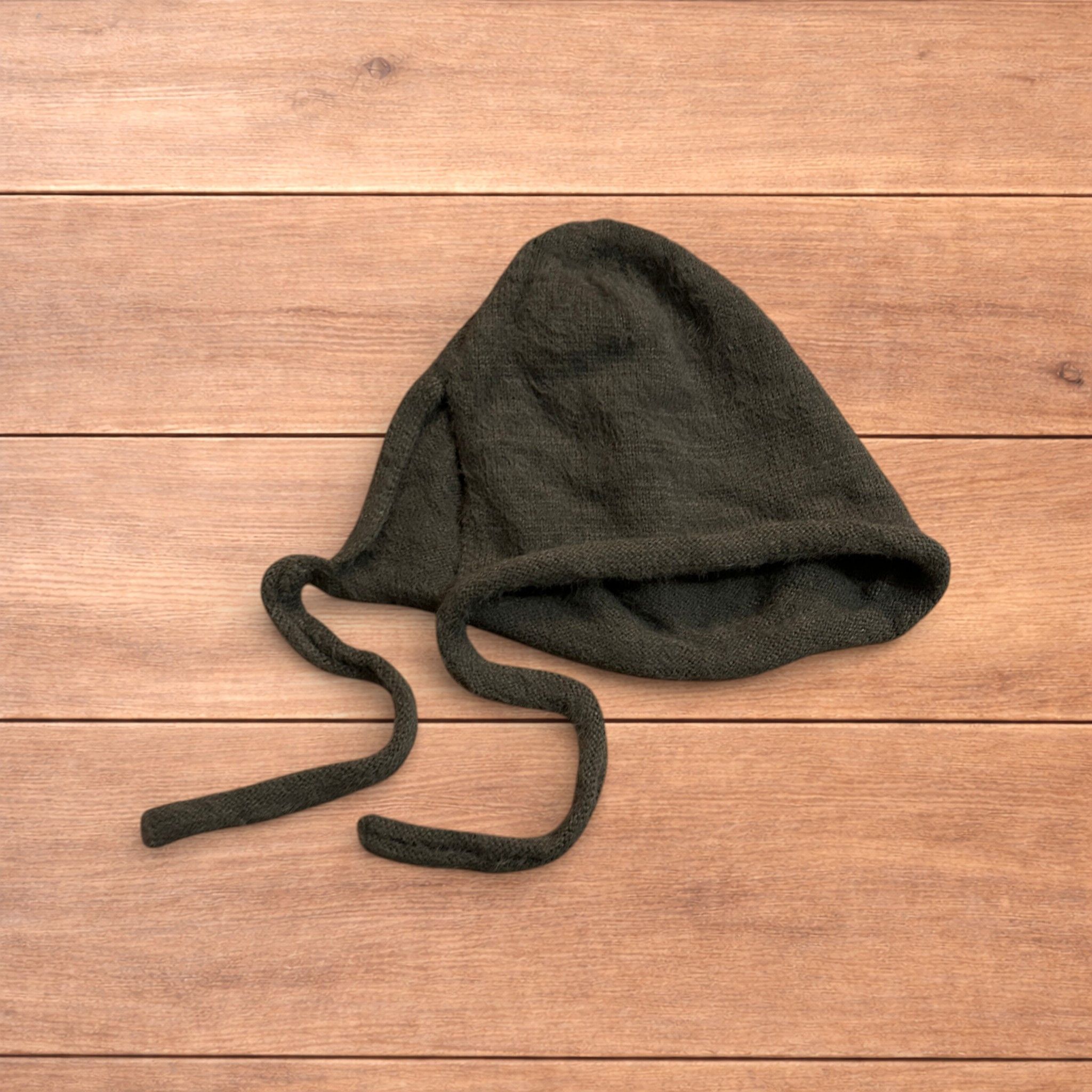 Japanese Brand Y2k Japanese knitted beanie bonnet ear flap hat in mid grey. Size ONE SIZE - 2 Thumbnail