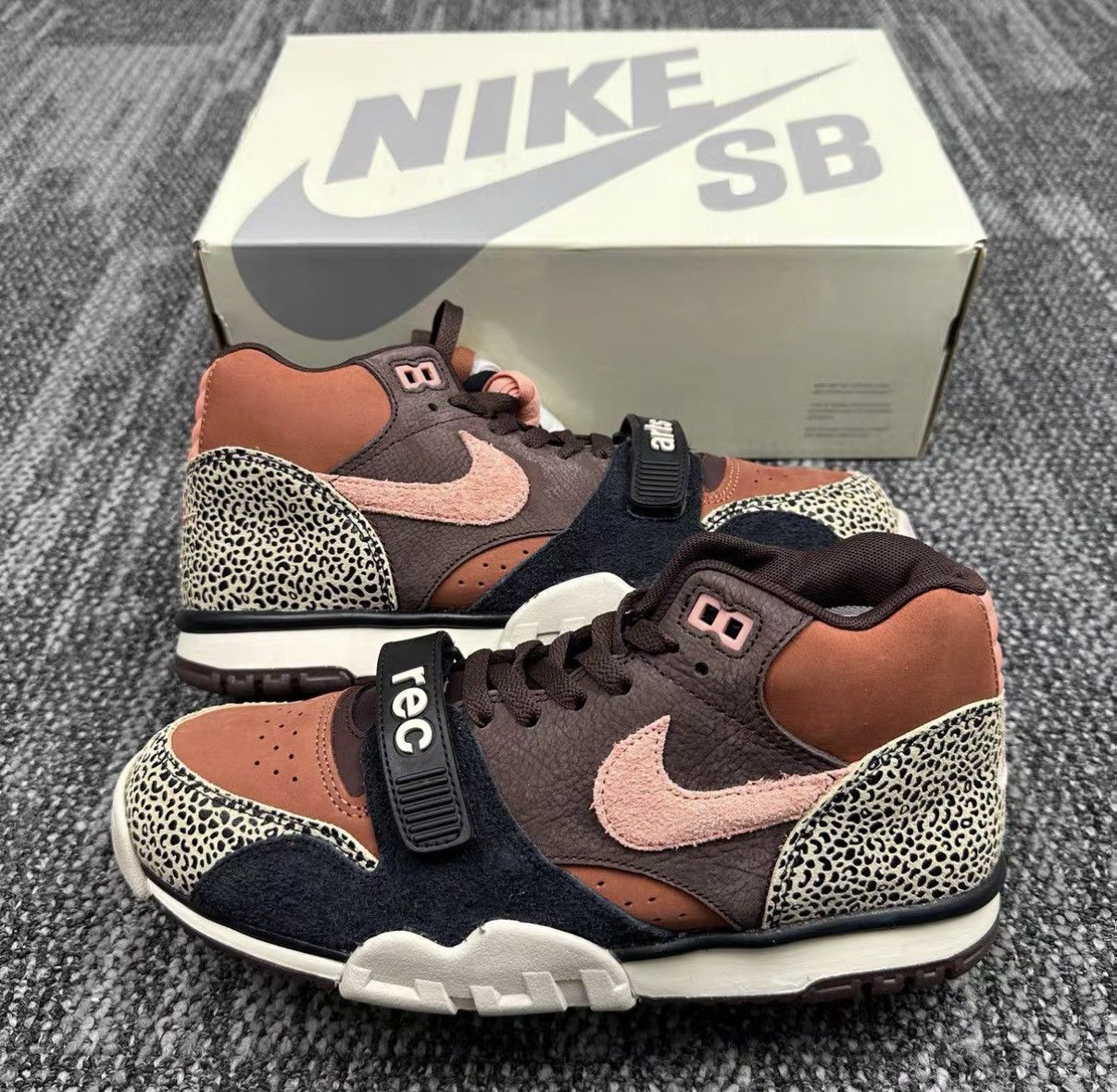 Nike Arts-Rec x Nike Air Trainer 1 Leopard Print Shoes J42 Size US 9 / EU 42 - 4 Thumbnail