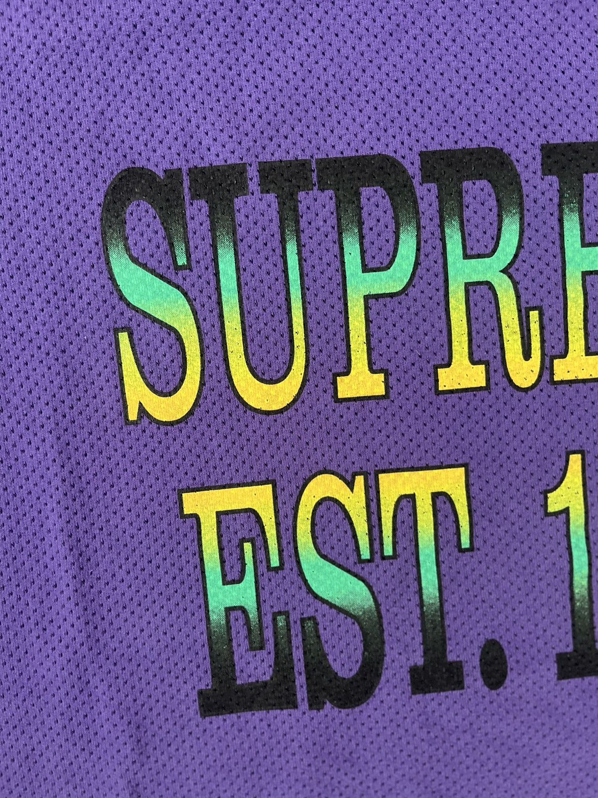 Supreme Supreme Cotton Mesh Gradient Logo S/S Top Size US L / EU 52-54 / 3 - 4 Thumbnail