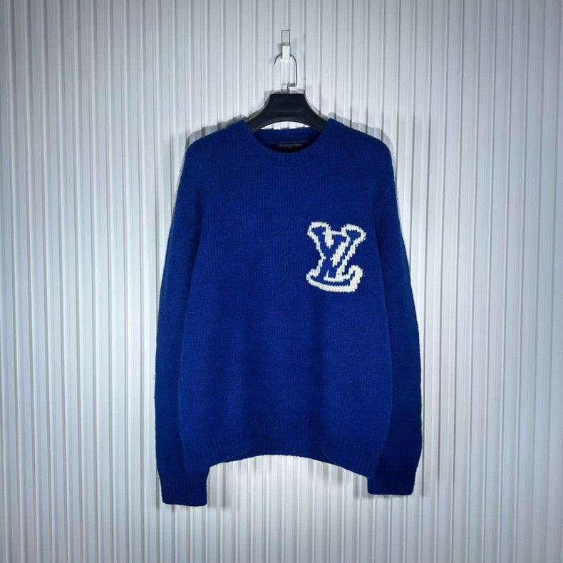 Louis Vuitton Louis Vuitton Blue teddy sweater 2501-Nextarrow Size US XL / EU 56 / 4 - 1 Thumbnail