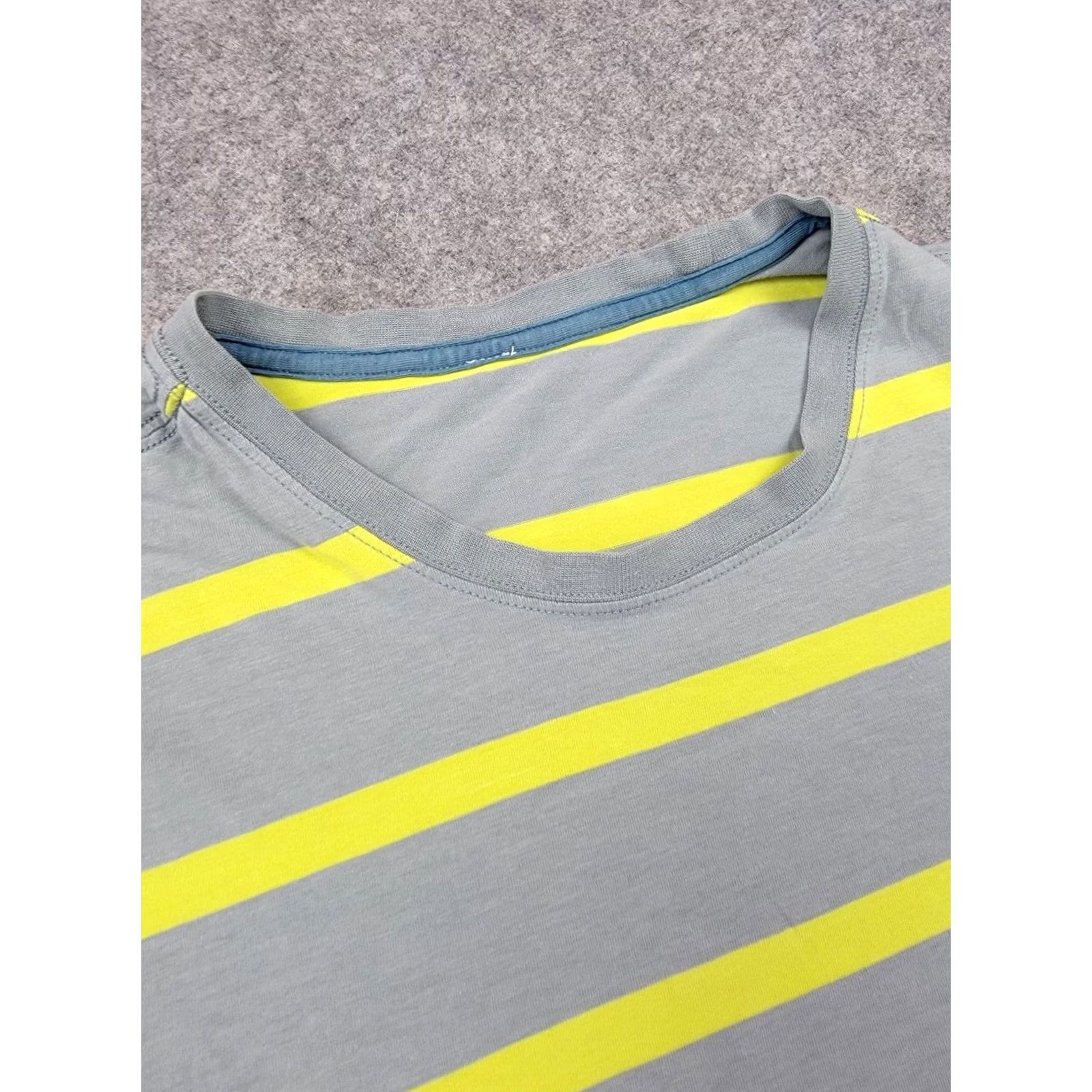 Lululemon Lululemon Shirt Mens Small Gray Yellow Stripe Activewear Sports Colorful Striped Short Sleeve Crew Neck Logo Regular Fit Size US S / EU 44-46 / 1 - 2 Thumbnail