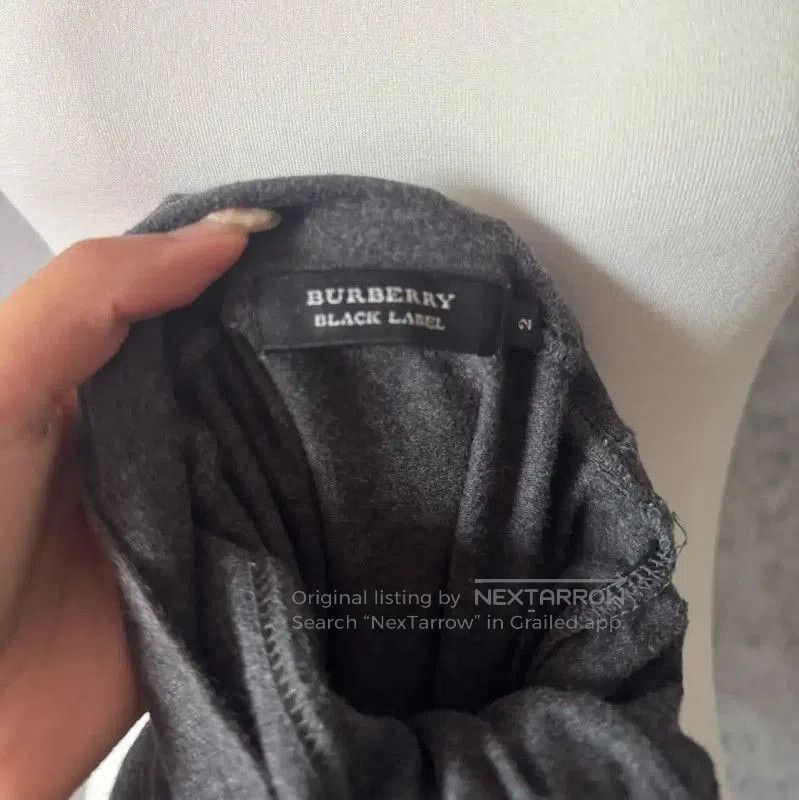 Burberry Burberry Long Sleeve Cotton T-Shirt in Dark Gray. Size M / US 6-8 / IT 42-44 - 9 Thumbnail