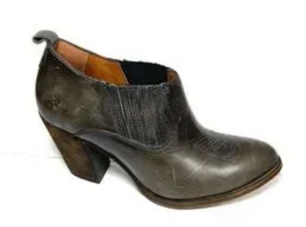 Frye Ilana Shootie Size 9.5B