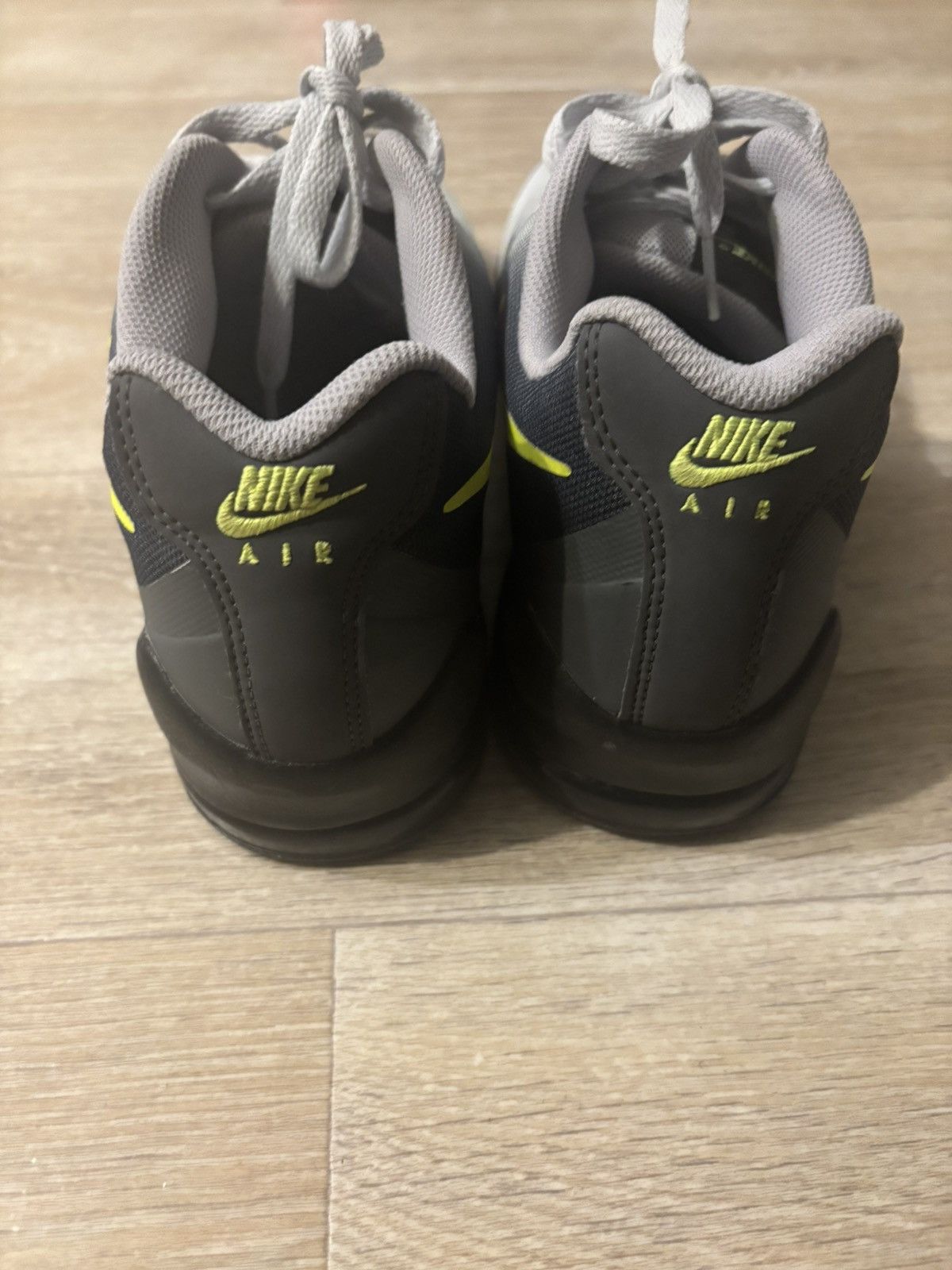 Nike Nike Air Invigor Grey sneakers Size US 11 / EU 44 - 4 Thumbnail