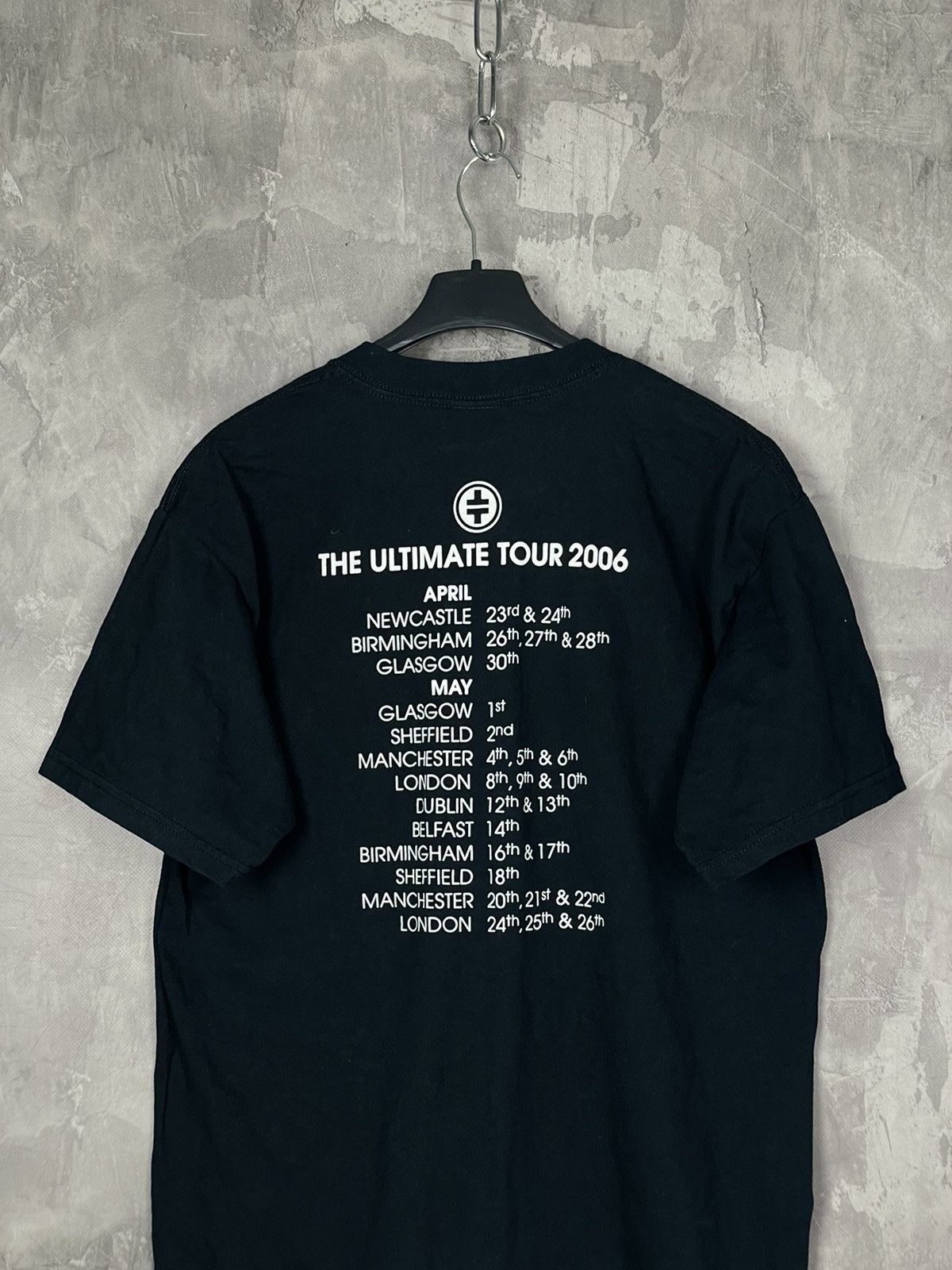 Band Tees Vintage Take That Europe Big Logo Tour 00s Band T Shirt Size US M / EU 48-50 / 2 - 8 Thumbnail