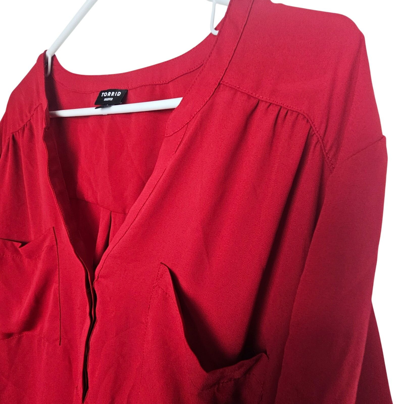 Corridor Torrid Harper Blouse Size 3X Red Holiday Christmas Xmas Size 3XL / US 20-22 - 5 Thumbnail