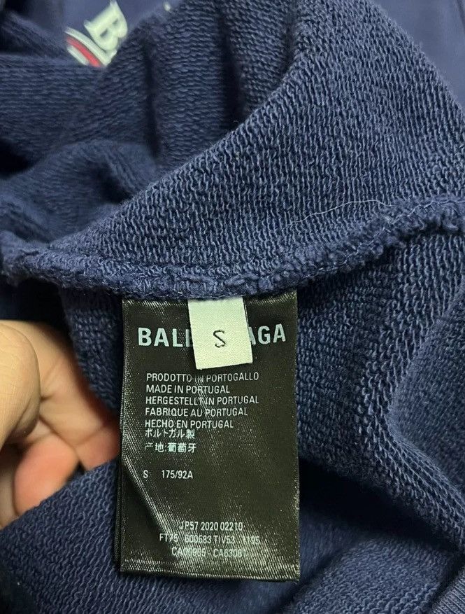 Balenciaga Balenciaga Cola Embroidered Hoodie2412-Nextarrow Size US M / EU 48-50 / 2 - 5 Thumbnail