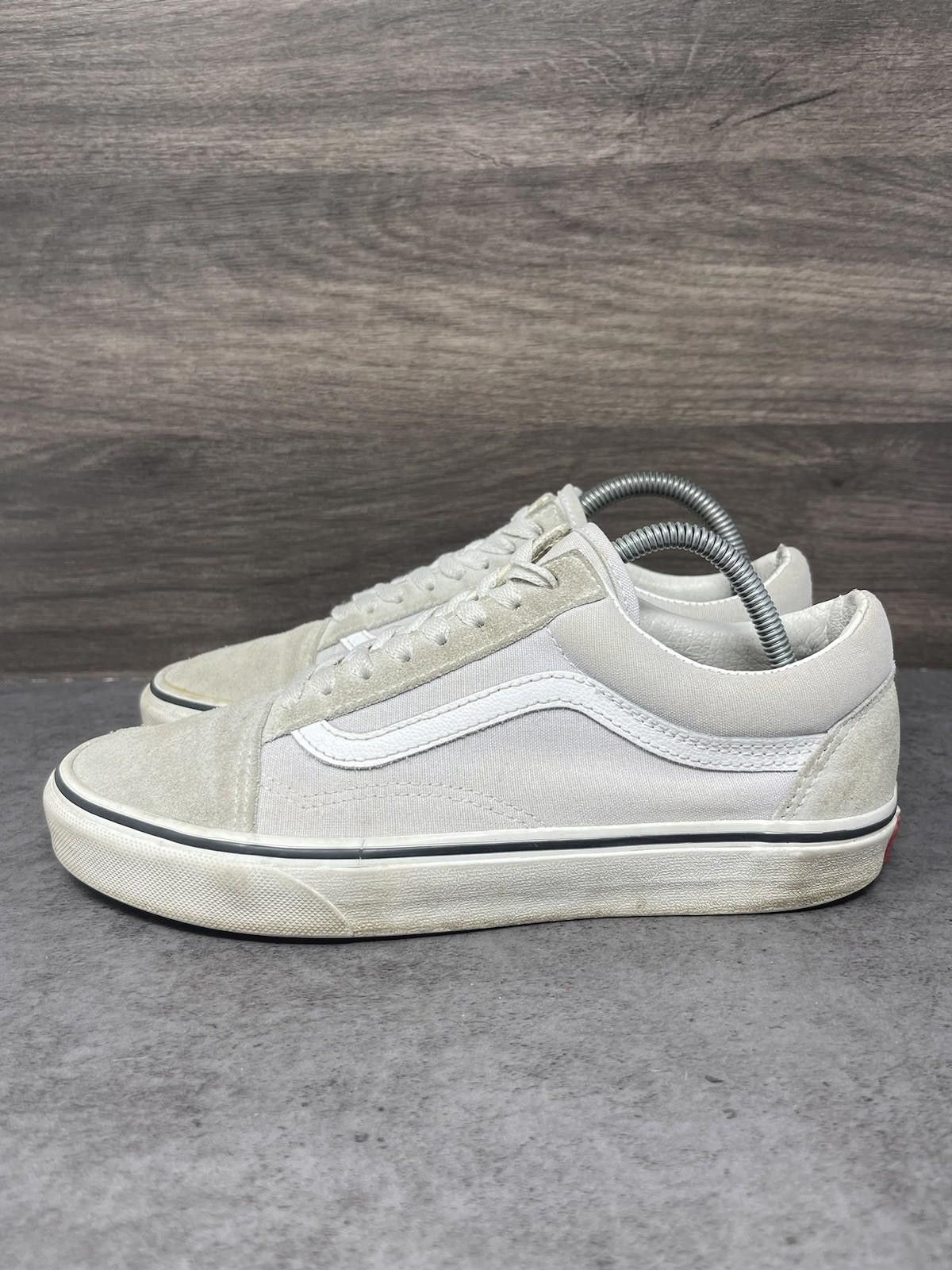 Vans Vans Old Skool Sneakers Womens Size 8 Cloud White Size US 8 / IT 38 - 1 Thumbnail