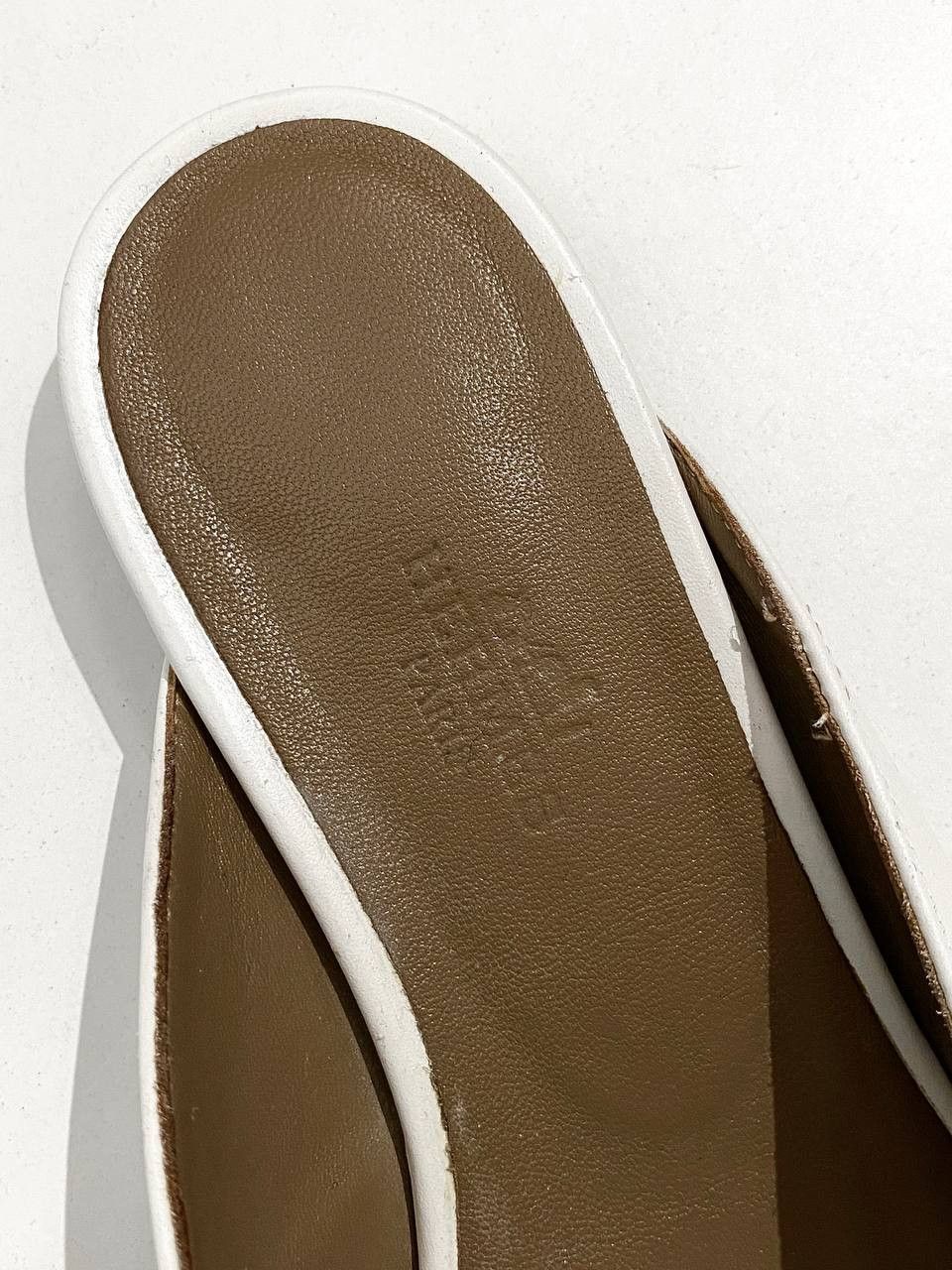 Hermes Hermes Kelly Buckle Logo White Leather Oz Flat Mules Shoes Size US 5 / IT 35 - 9 Thumbnail