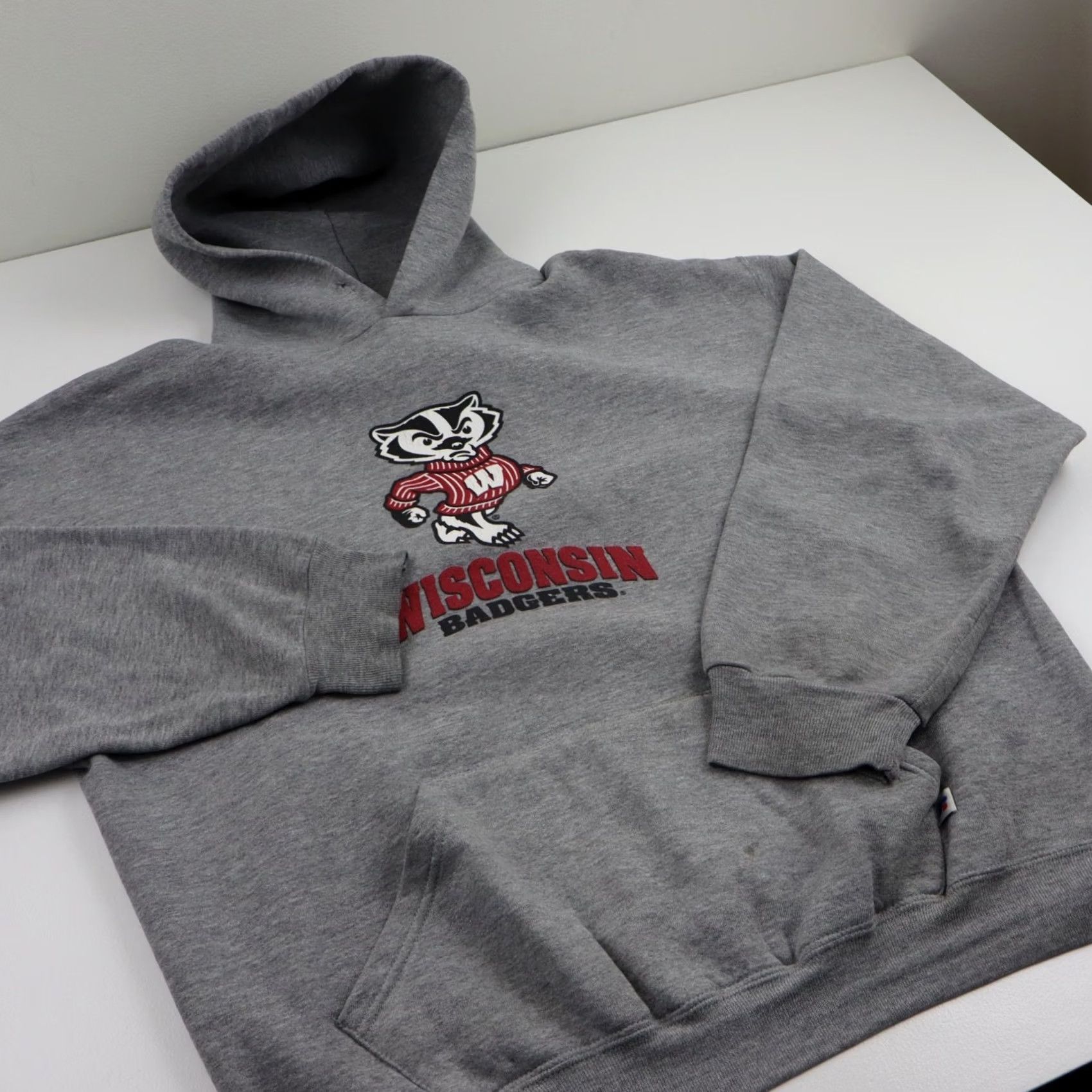 Vintage Vintage Russell Athletic Wisconsin Badgers Hoodie Mens XL Gray Fleece Pullover Logo 90s University UW Bucky Football Sweatshirt Size US XL / EU 56 / 4 - 3 Thumbnail