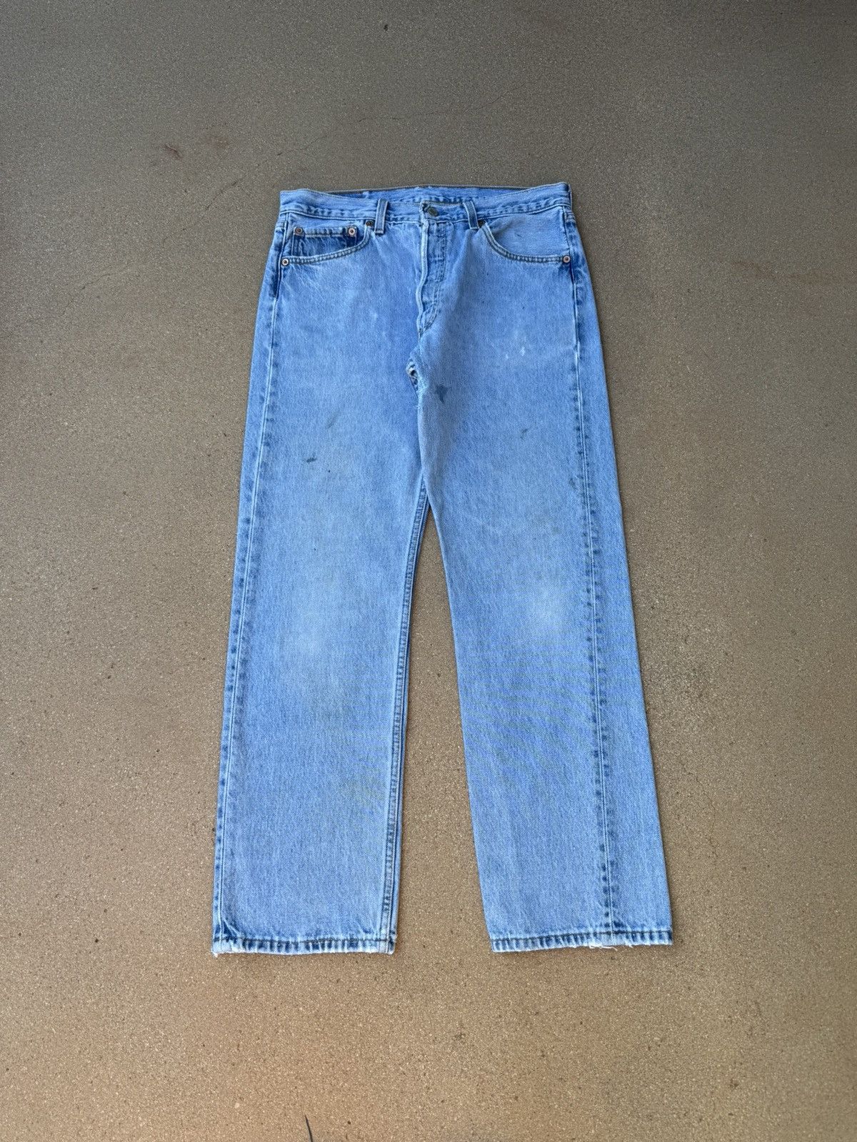 Levi's Vtg 90s Levi’s 501xx Buttonfly Straight Denim Jeans 33x29 Size US 33 - 1 Thumbnail