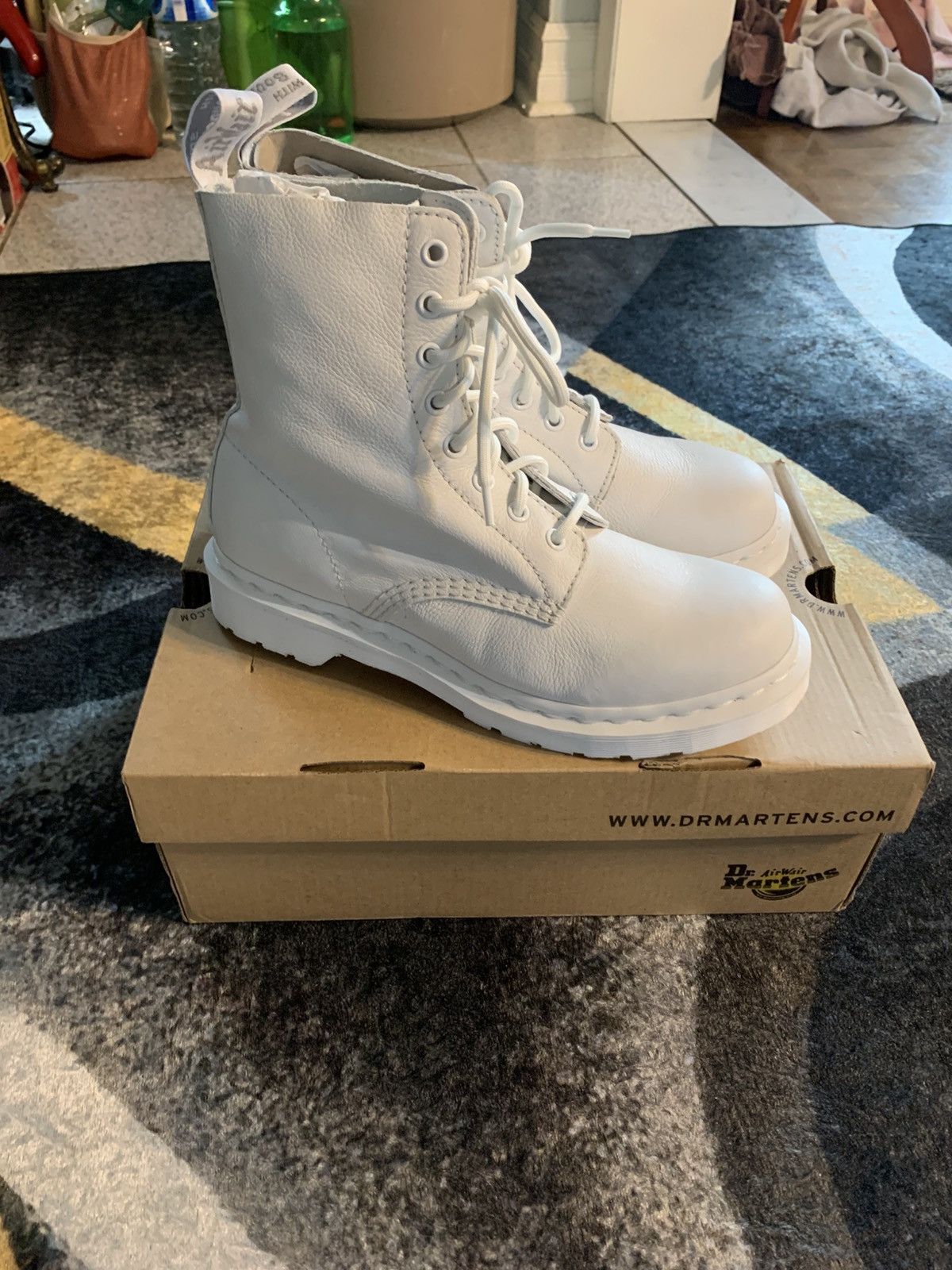 Dr. Martens Dr. Martens Boots 1460 White High Size ONE SIZE - 1 Thumbnail