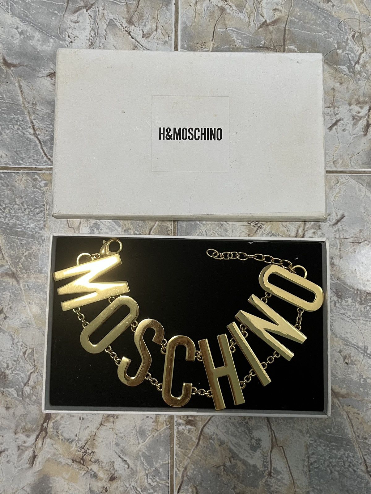 Moschino x H&M 2018 Gold Choker/Necklace
