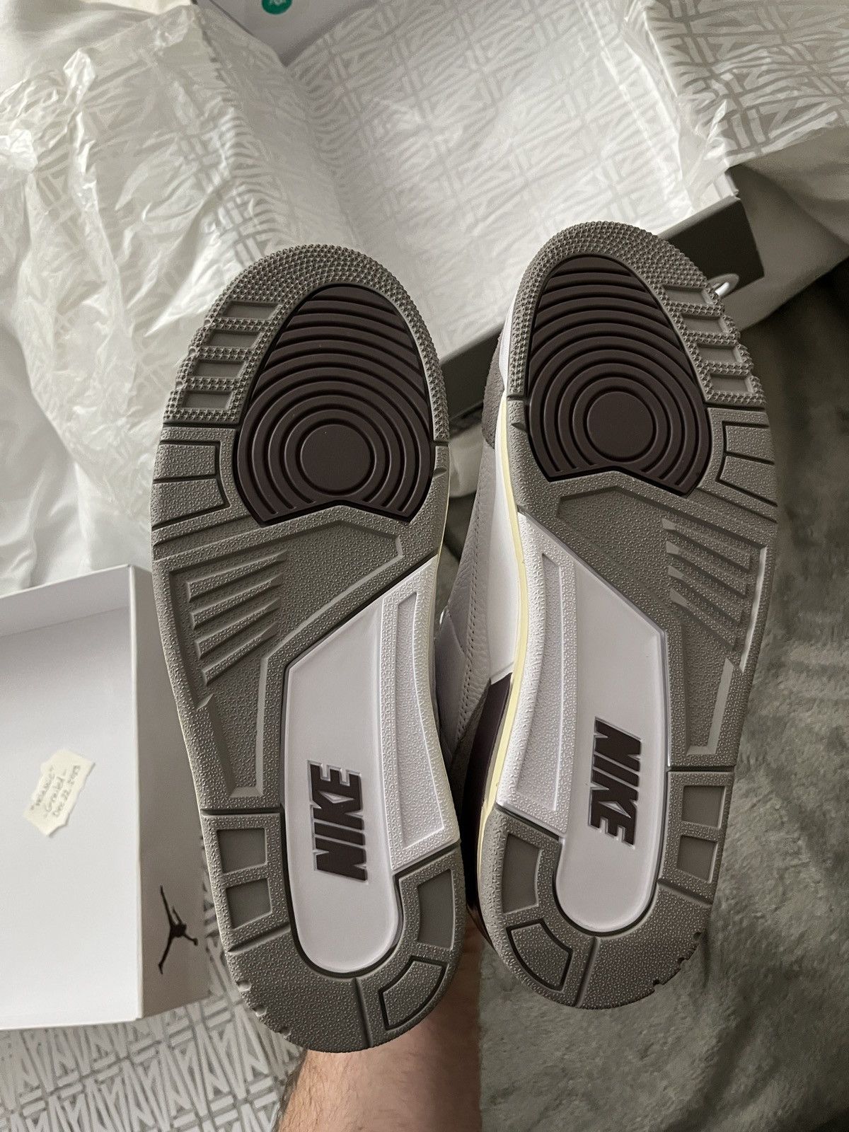 A Ma Maniere × Jordan Brand A Ma Maniére Jordan 3 Size US 10.5 / EU 43-44 - 8 Thumbnail