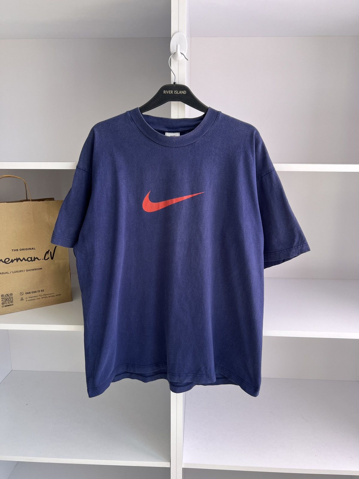 Nike × Vintage Vintage Nike Big Swoosh Logo T-Shirt Size US XL / EU 56 / 4 - 2 Thumbnail