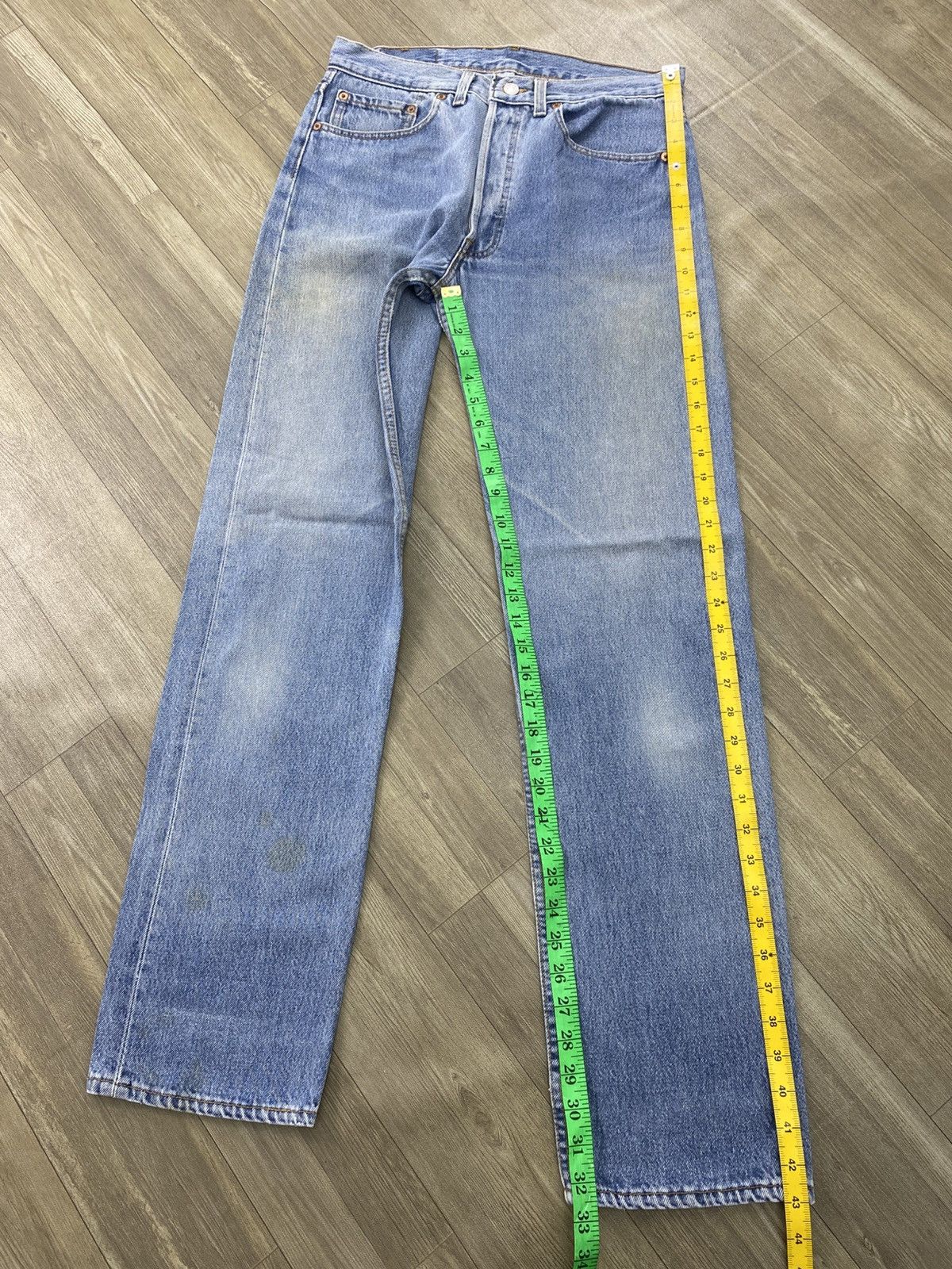Levi's Vintage Clothing 🇺🇸1990s Vintage Levis 501 USA Straight 32x33 Light Blue Jeans Size US 30 / EU 46 - 22 Thumbnail