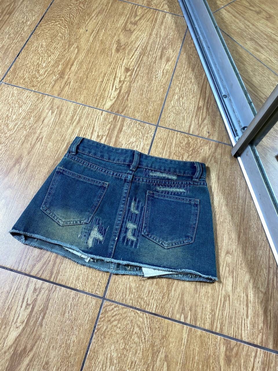 Japanese Brand × Vintage Vintage Basic Y2K Denim Mini Skirt Streetwear Size 28" / US 6 / IT 42 - 5 Thumbnail