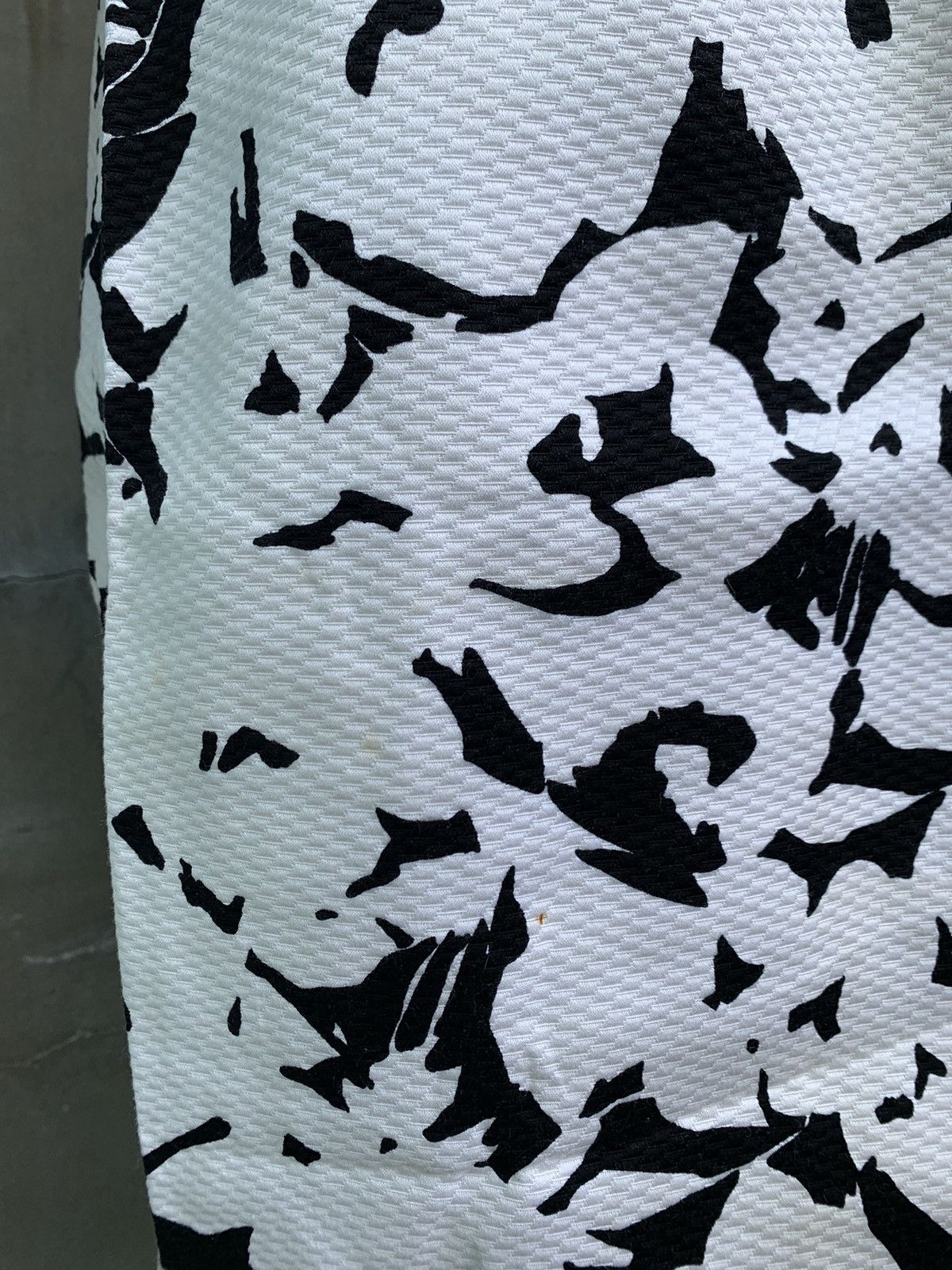 Dior Abstract Midi Skirt Size 27" / US 4 / IT 40 - 9 Thumbnail