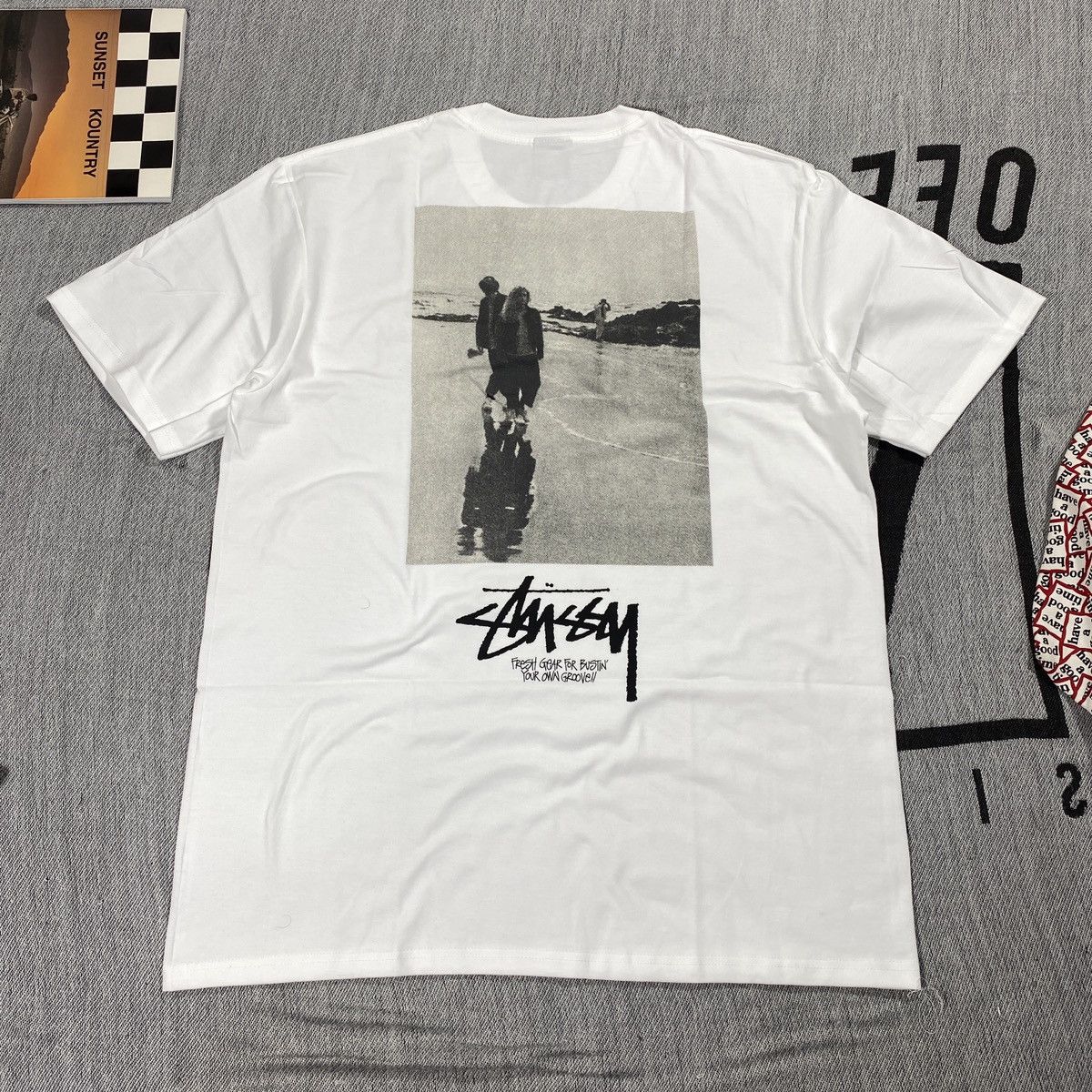 Image of Stussy Low Tide Graphic Tee Xlarge in White, Men's