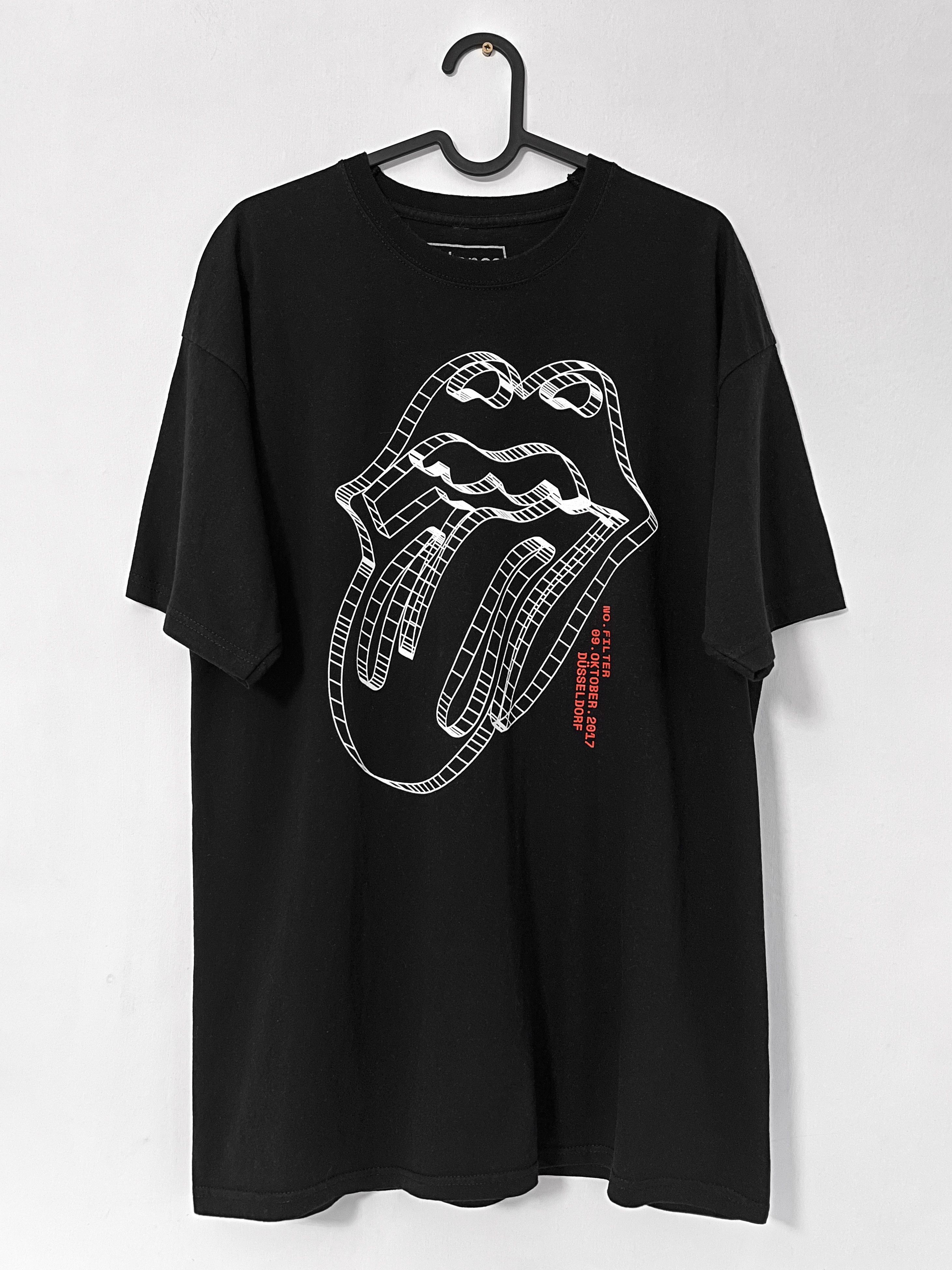 The Rolling Stones The Rolling Stones Merch Band Tee No Filter Tour Dusseldorf Size US XL / EU 56 / 4 - 1 Thumbnail