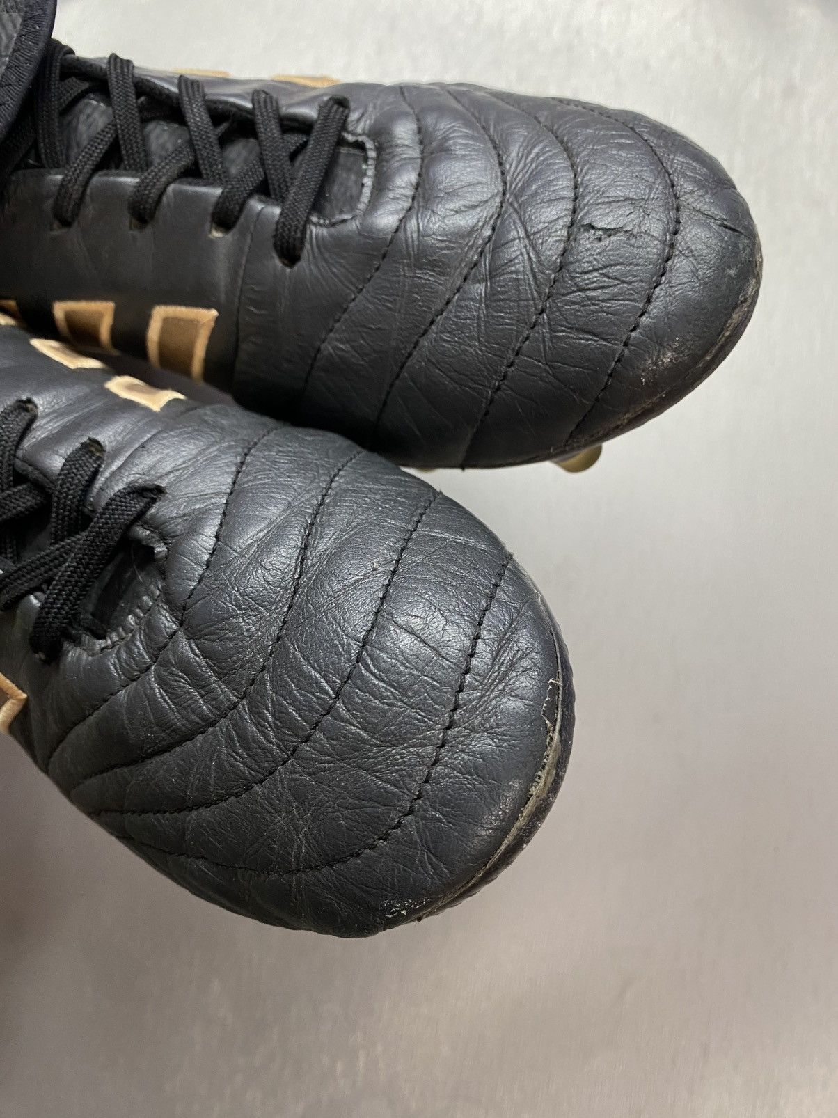 Adidas adidas Copa 17.1 FG Black Gold US 11 EUR 45 BA8517 Size US 11 / EU 44 - 7 Thumbnail