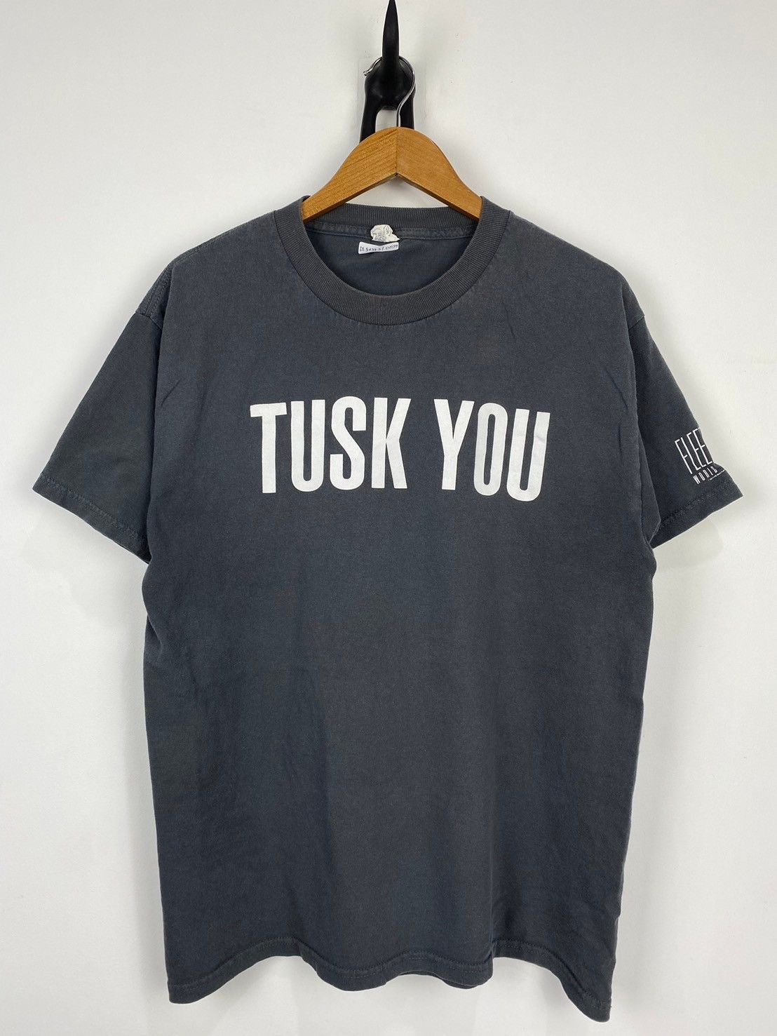 Band Tees × Vintage Vintage Fleetwood Mac Tusk You T-Shirts DO158 Size US L / EU 52-54 / 3 - 1 Thumbnail