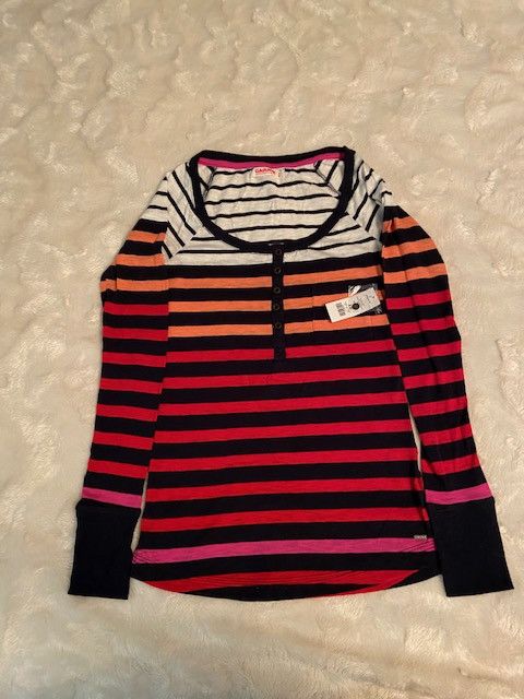 Garage Garage Striped Henley Top Ladies Junior Size XS NWT Size XS / US 0-2 / IT 36-38 - 1 Thumbnail