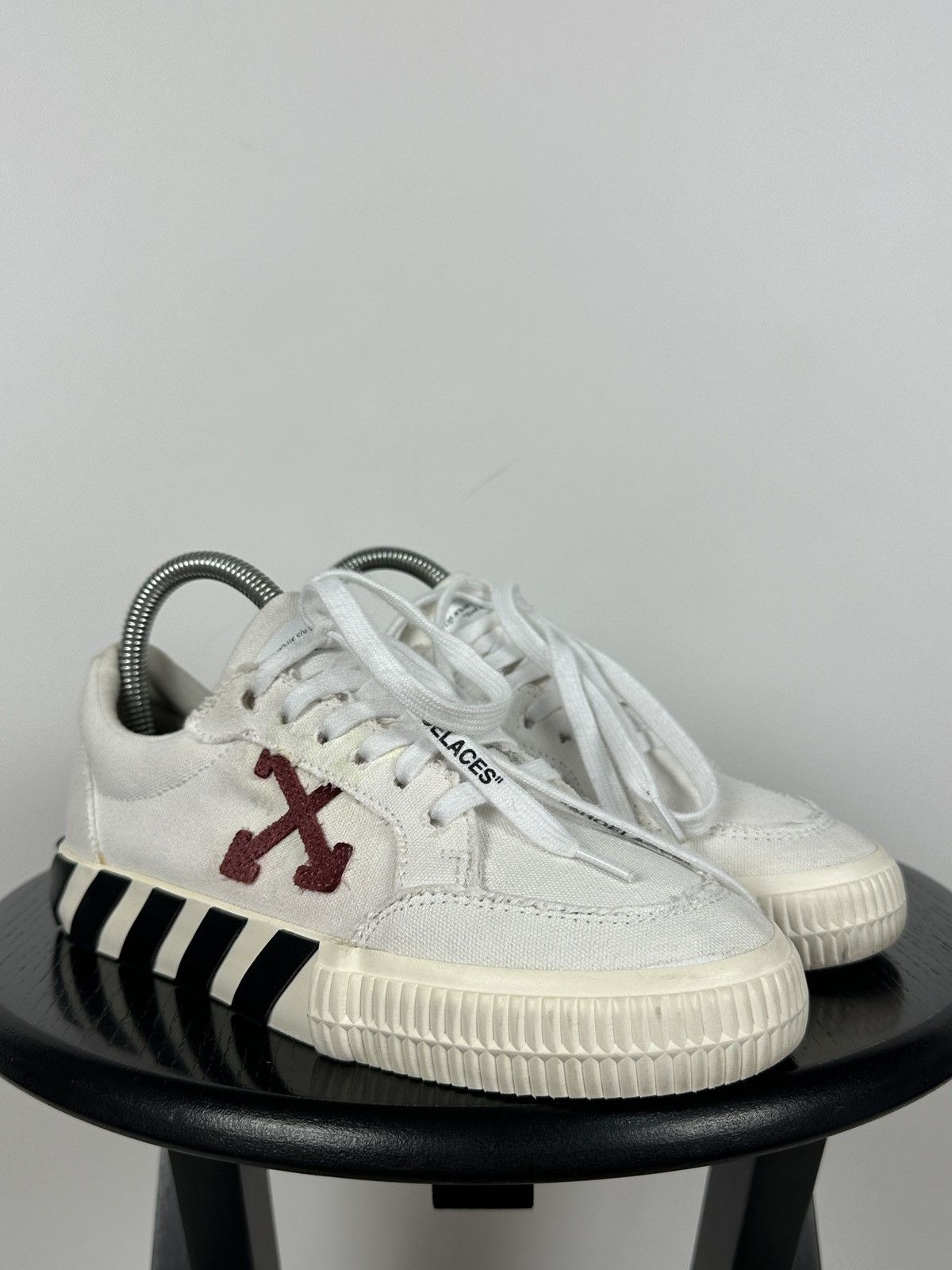 Off-White Off-White Vulcanized Virgil Abloh Low Top Sneakers Size US 7 / IT 37 - 16 Thumbnail