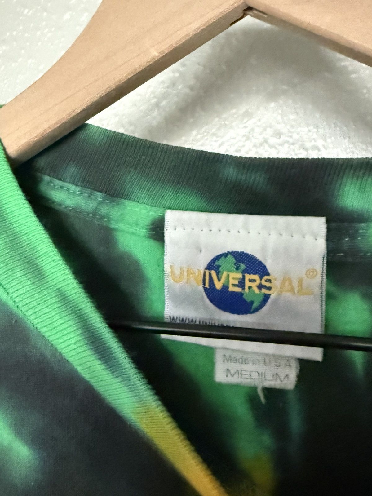 Vintage Vintage universal Studios islands of adventure, rogue shirt Size US M / EU 48-50 / 2 - 3 Thumbnail