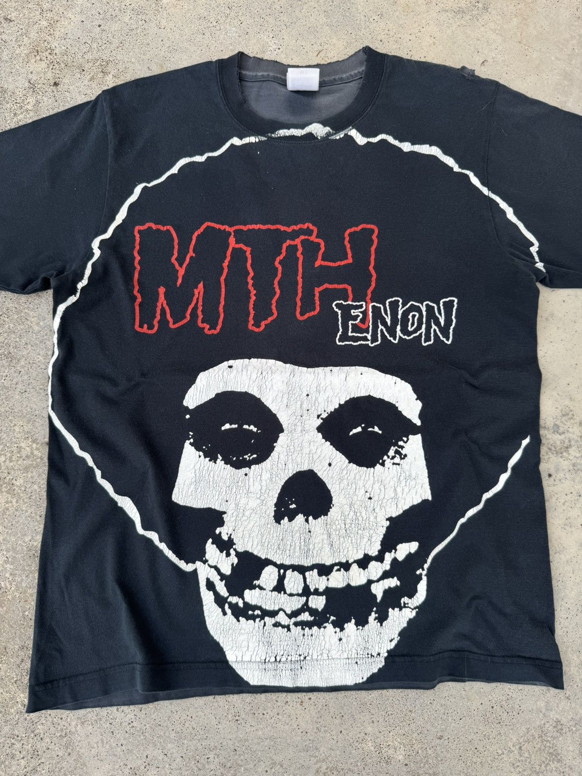 Band Tees Distressed Vintage Maximum The Hormone Japan Metal Band Tee Size US L / EU 52-54 / 3 - 2 Thumbnail