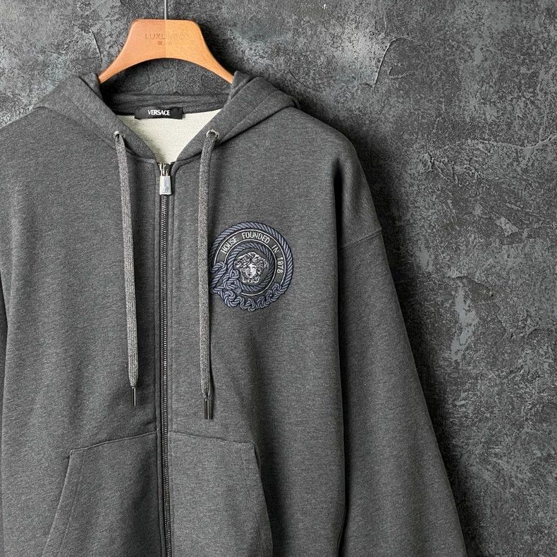 Versace Versace Multi-element embroidered hooded sweatshirt jacket Size US S / EU 44-46 / 1 - 3 Thumbnail