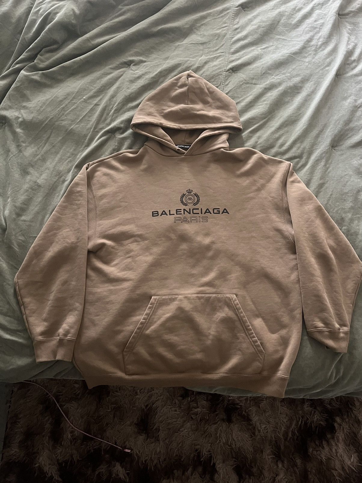 Balenciaga Tan Laurel BB Logo Hoodie Size US L / EU 52-54 / 3 - 1 Thumbnail