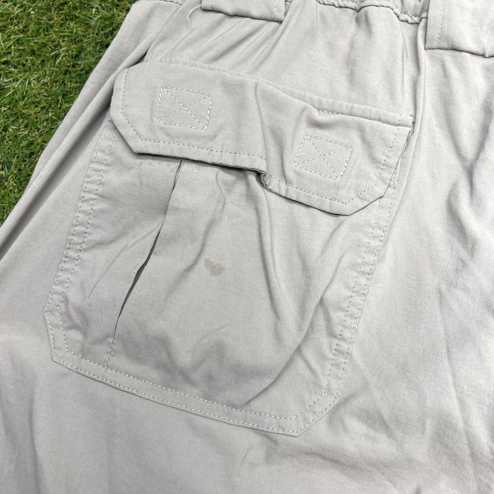 Duluth Trading Company Duluth Trading Co. Flexpedition Pants Mens 2XL Beige Nylon Spandex Cargo Pocket Flat Front Straight Relaxed Classic Workwear Casual 2XL Mens Size US 39 - 7 Thumbnail