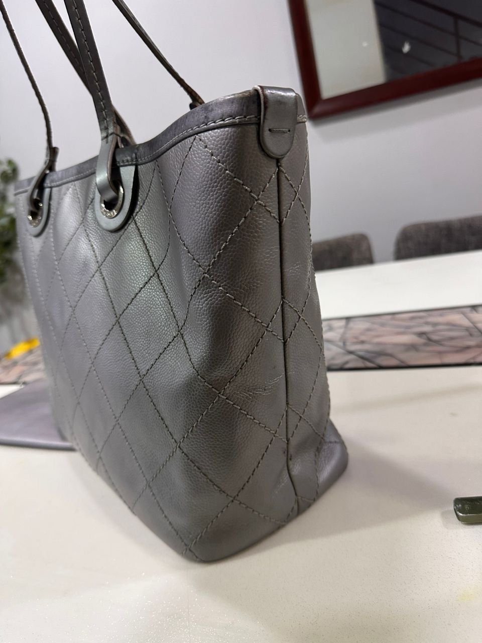 Chanel Authentic Chanel Metallase Caviar Tote Bag Size ONE SIZE - 13 Thumbnail