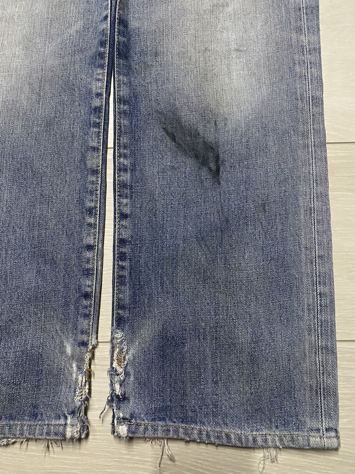 Uniqlo Vintage Japanese Brand Uniqlo S002 Light Wash Jeans Size US 30 / EU 46 - 10 Thumbnail