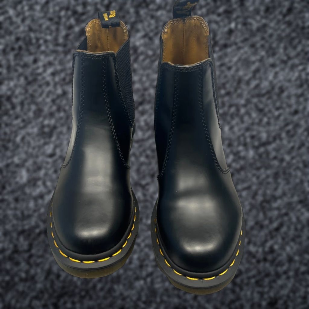 VINTAGE Martens Chelsea Boots Women's Size Black Leather