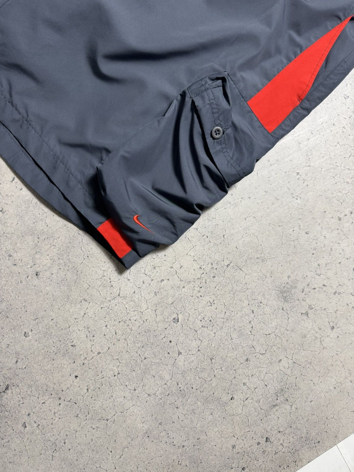 Nike Nike ACG Nylon Cargo Vintage Shorts Size XL Size US 36 / EU 52 - 2 Thumbnail