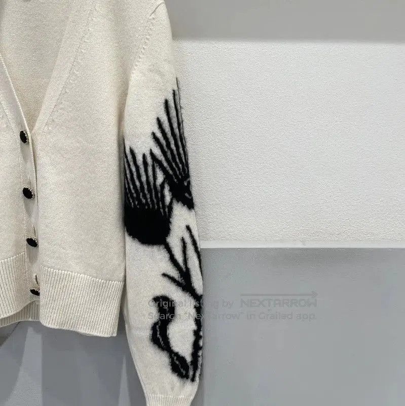 Chanel Chanel Spring Autumn Ivory Long Sleeve Cardigan . Size XXS / US 00 / IT 34 - 4 Thumbnail