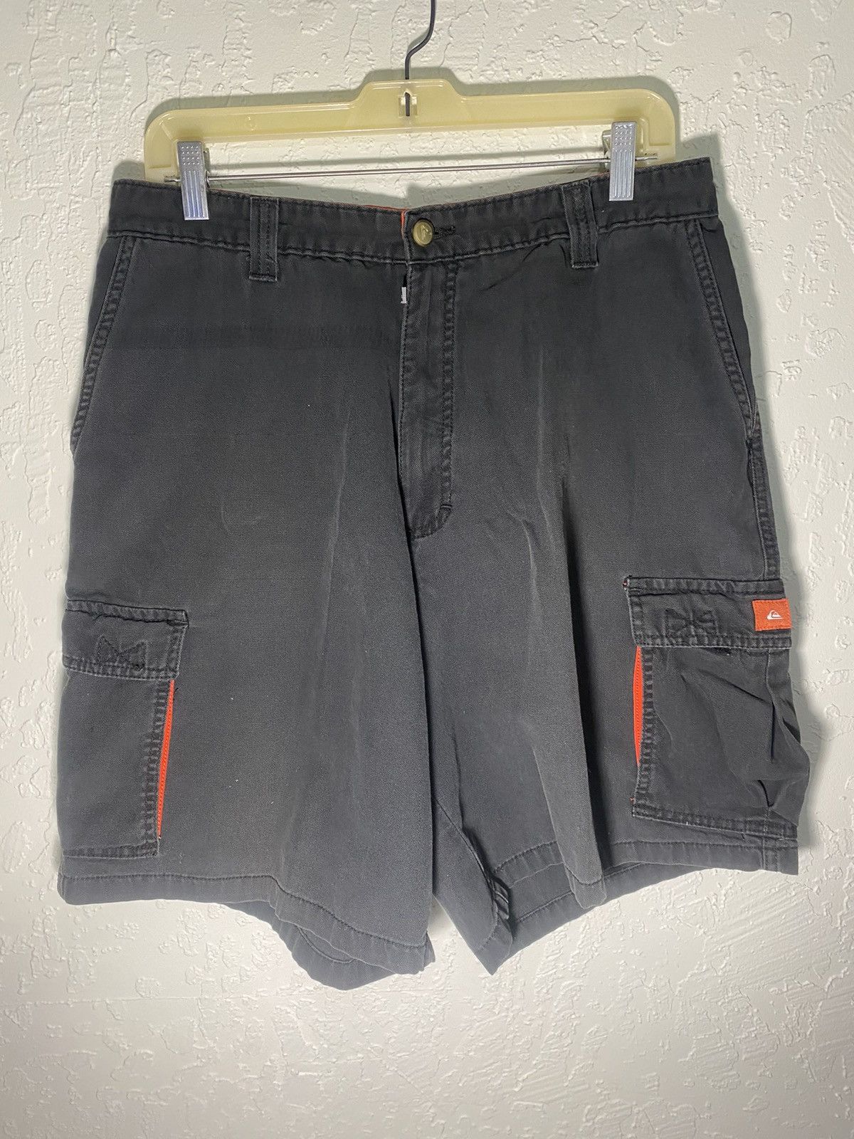 Quiksilver Quiksilver Y2K Cargo Shorts Size US 34 / EU 50 - 1 Thumbnail