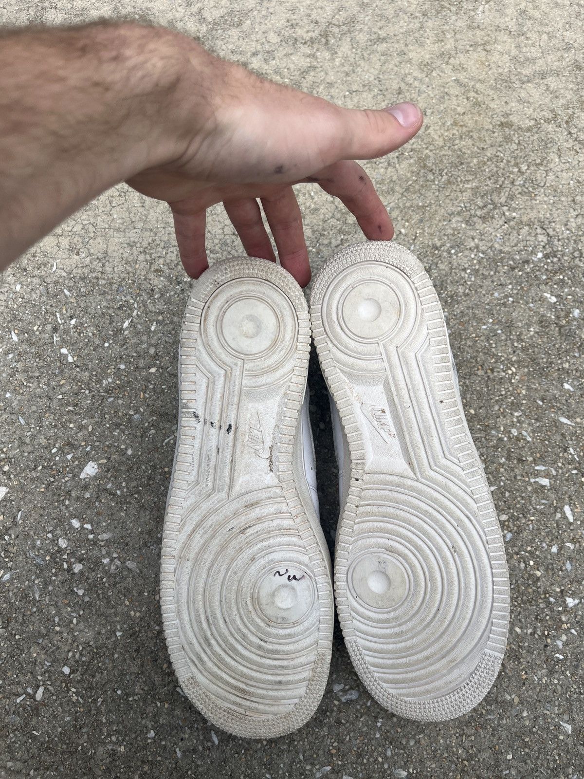 Nike Nike Air Force 1 Size US 11.5 / EU 44-45 - 5 Thumbnail