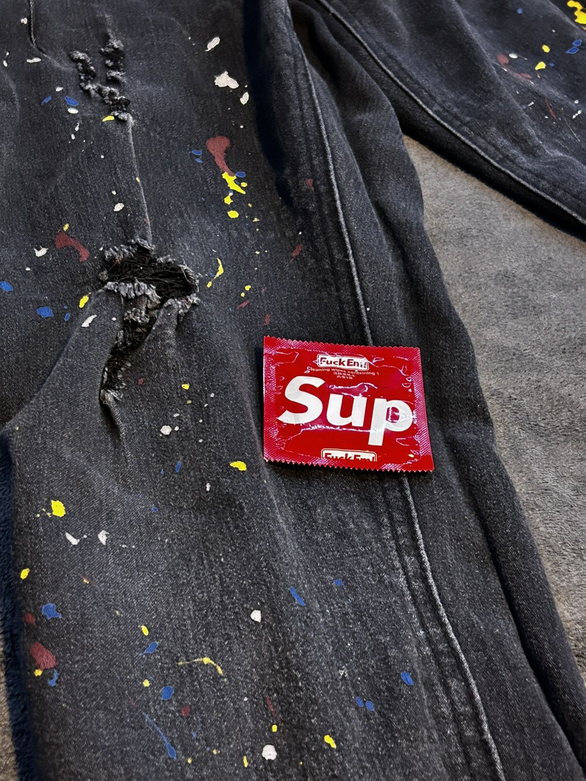 Number (N)ine Number (N)ine paint splatter distressed jeans Size US 28 / EU 44 - 13 Thumbnail